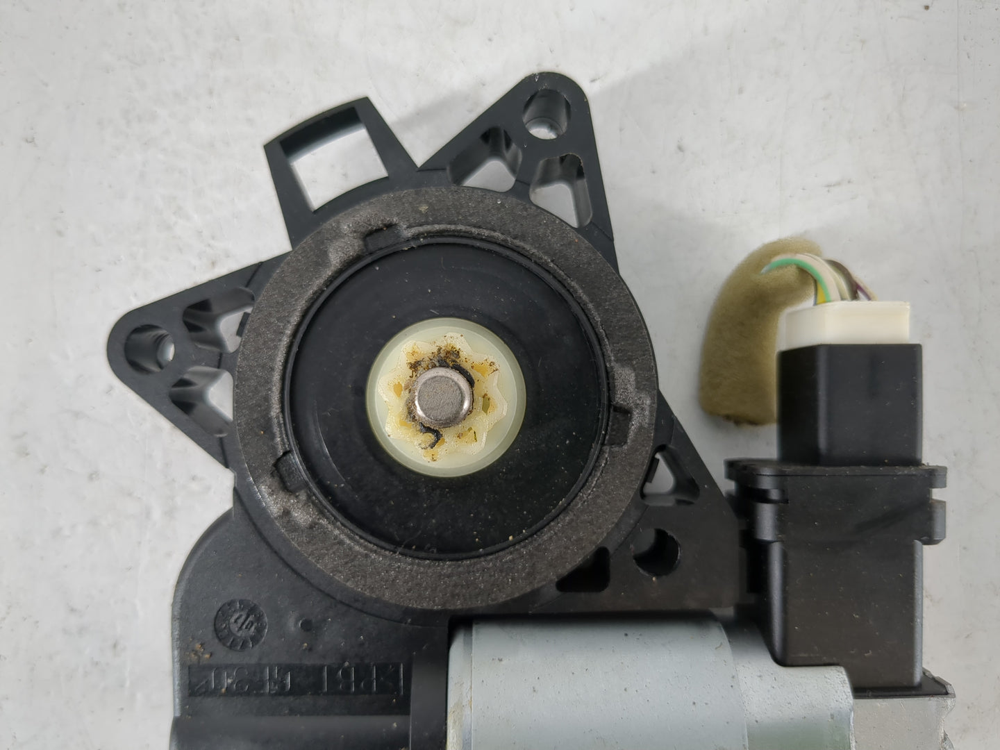 2007-2010 Mazda Cx-7 Passenger Front Right Power Window Motor - Oemusedautoparts1.com