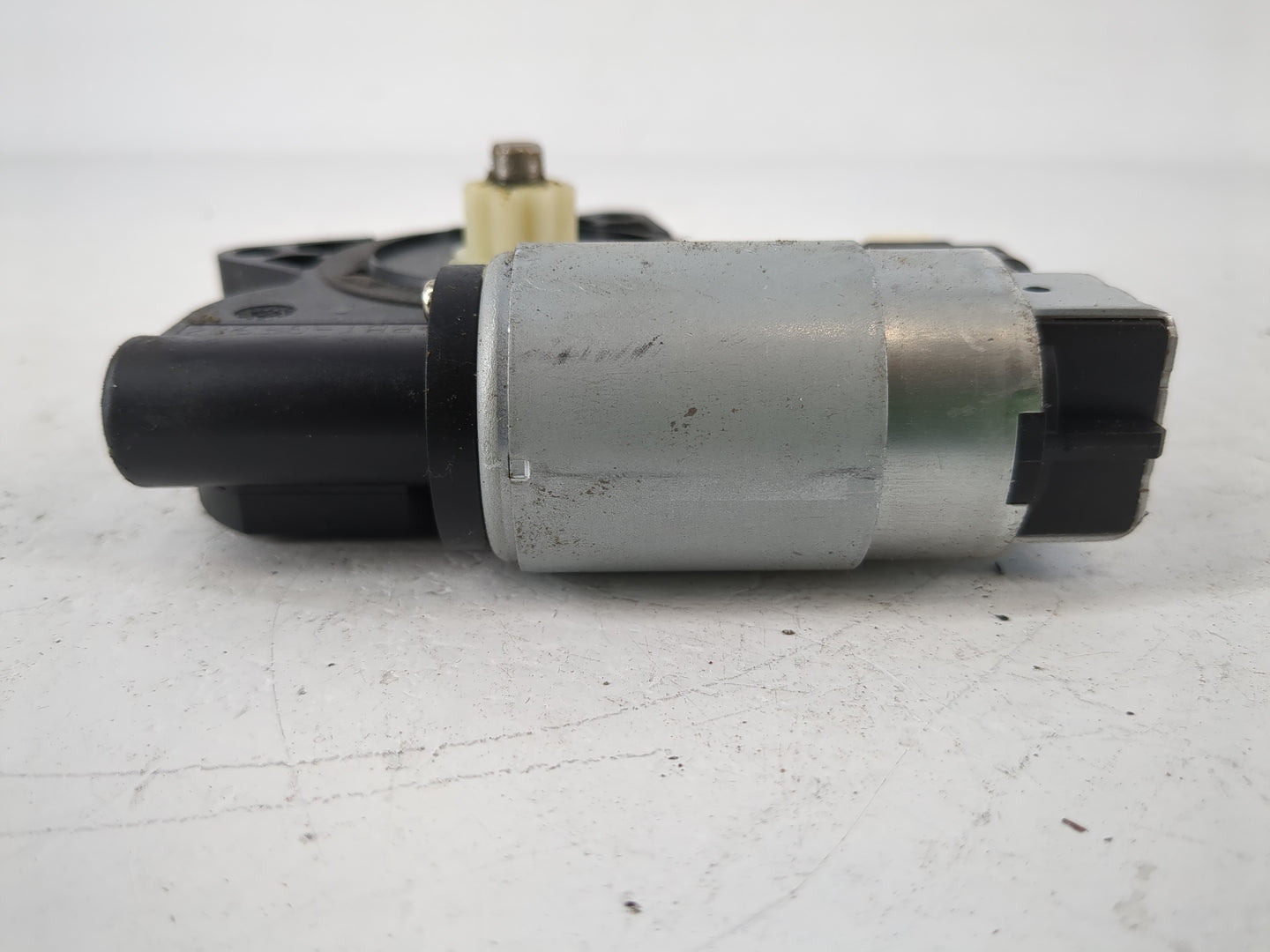 2007-2010 Mazda Cx-7 Passenger Front Right Power Window Motor - Oemusedautoparts1.com