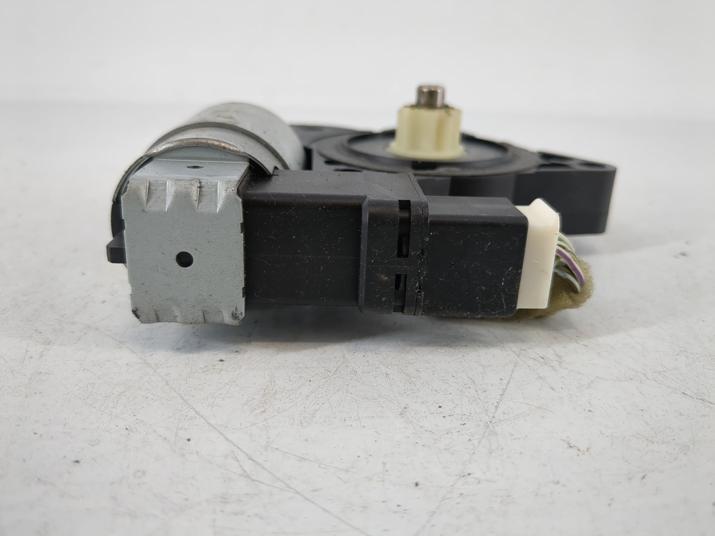 2007-2010 Mazda Cx-7 Passenger Front Right Power Window Motor - Oemusedautoparts1.com
