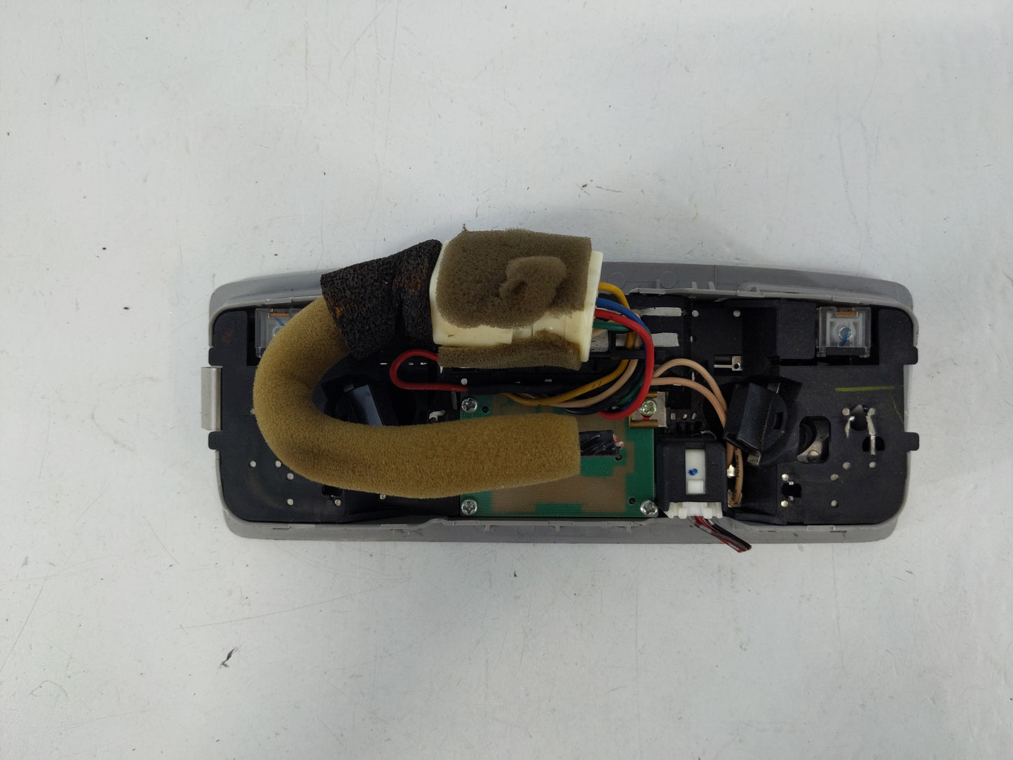 2007-2009 Mazda Cx-7 Overhead Roof Console Interior Dome Light Grey - Oemusedautoparts1.com