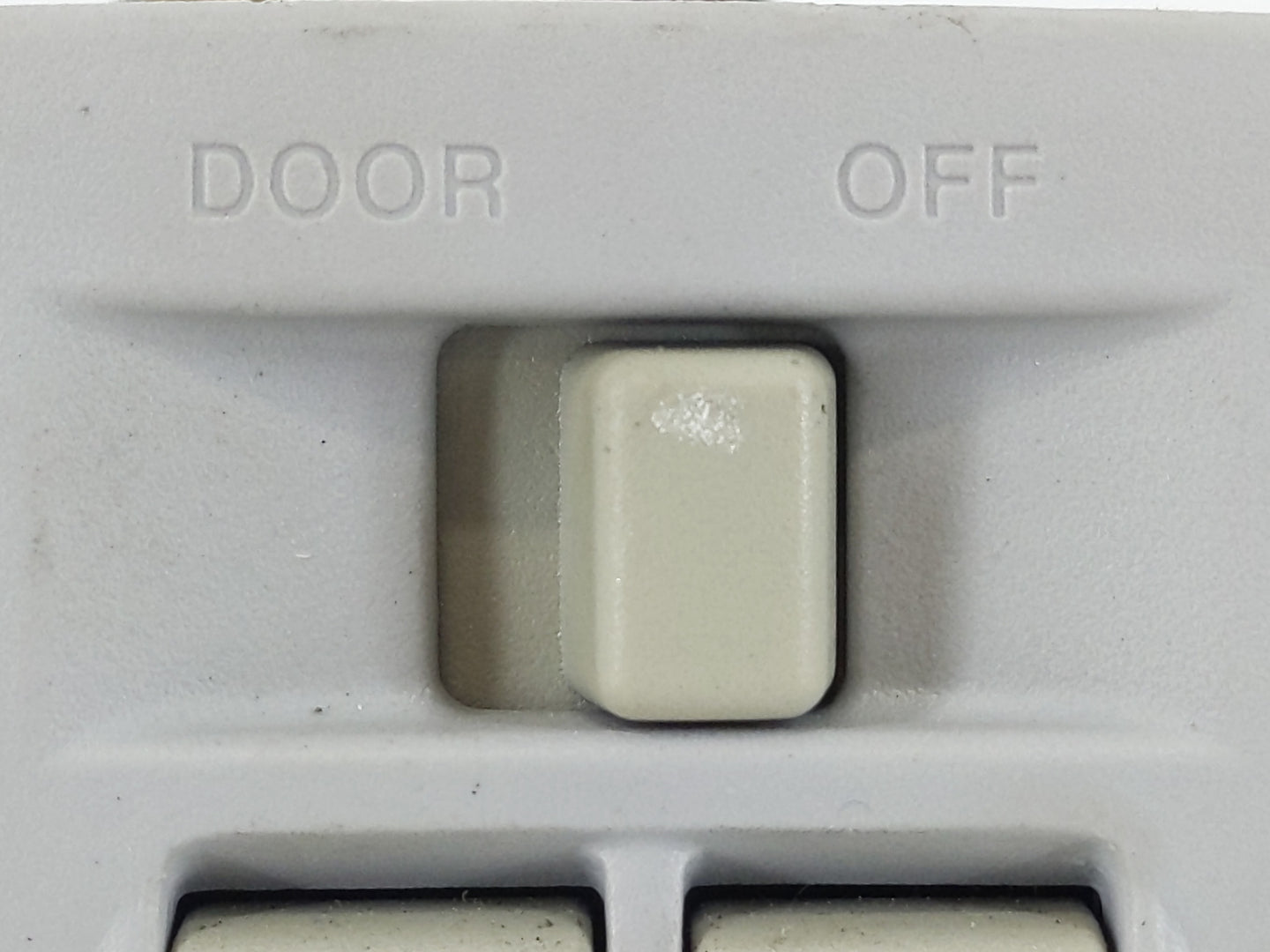 2007-2009 Mazda Cx-7 Overhead Roof Console Interior Dome Light Grey - Oemusedautoparts1.com