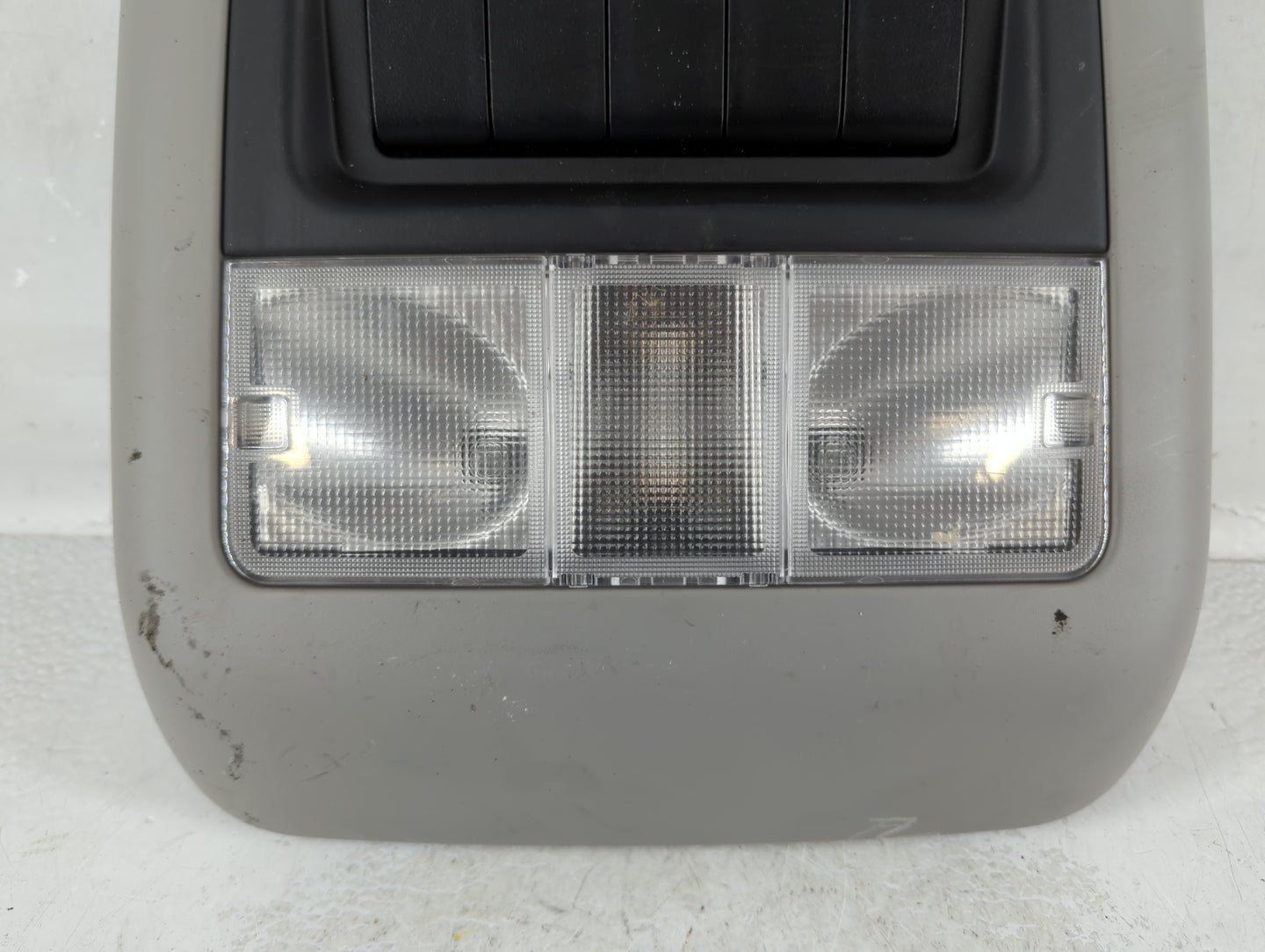 2007 Mazda Cx-7 DOME LIGHT - Oemusedautoparts1.com