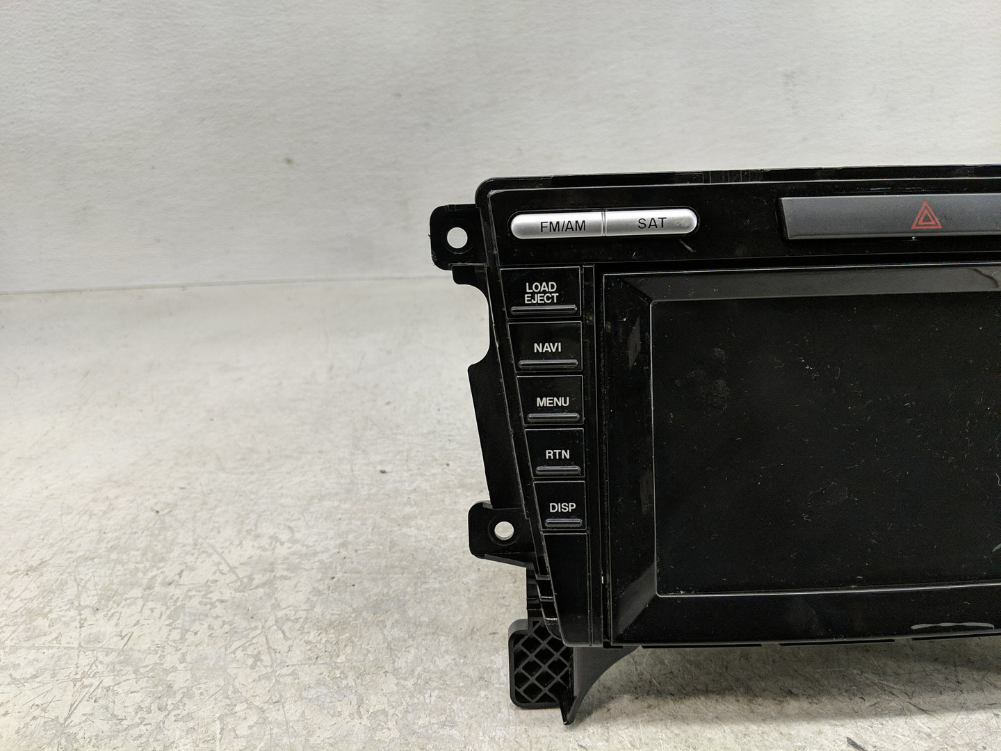 2007-2008 Mazda Cx-7 Radio AM FM Cd Player Receiver Replacement P/N:EG26 66 DV0A Fits Fits 2007 2008 OEM Used Auto Parts - O