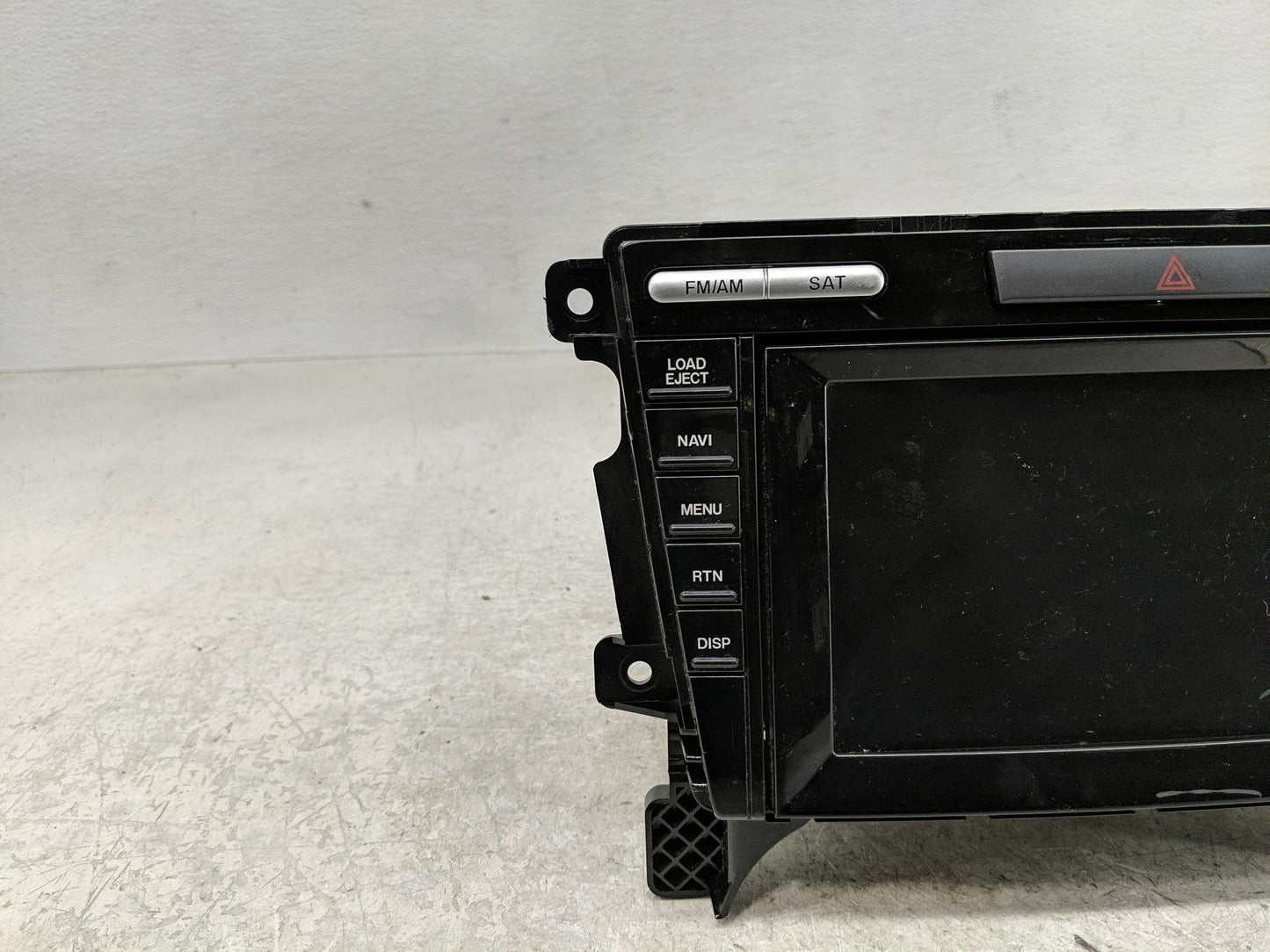 2007-2008 Mazda Cx-7 Radio AM FM Cd Player Receiver Replacement P/N:EG26 66 DV0A Fits Fits 2007 2008 OEM Used Auto Parts - O