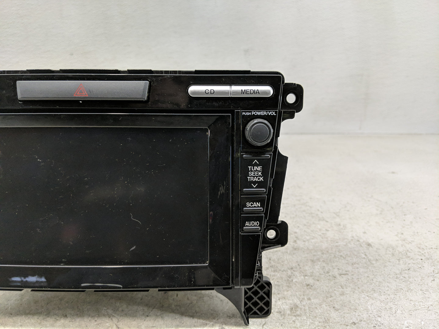 2007-2008 Mazda Cx-7 Radio AM FM Cd Player Receiver Replacement P/N:EG26 66 DV0A Fits Fits 2007 2008 OEM Used Auto Parts - O