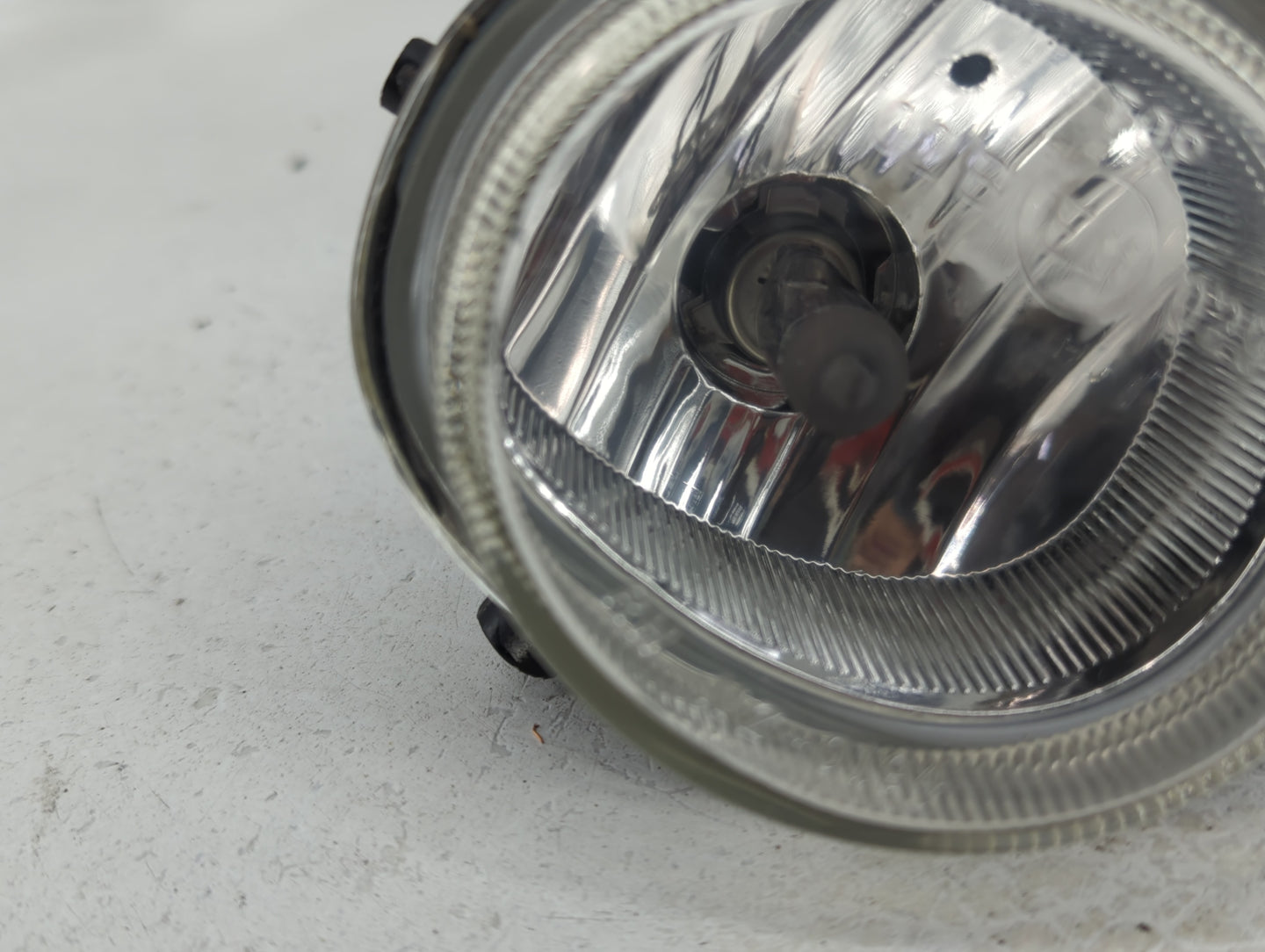 2007-2009 Mazda Cx-7 Passenger Right Oem Fog Light Lamp - Oemusedautoparts1.com