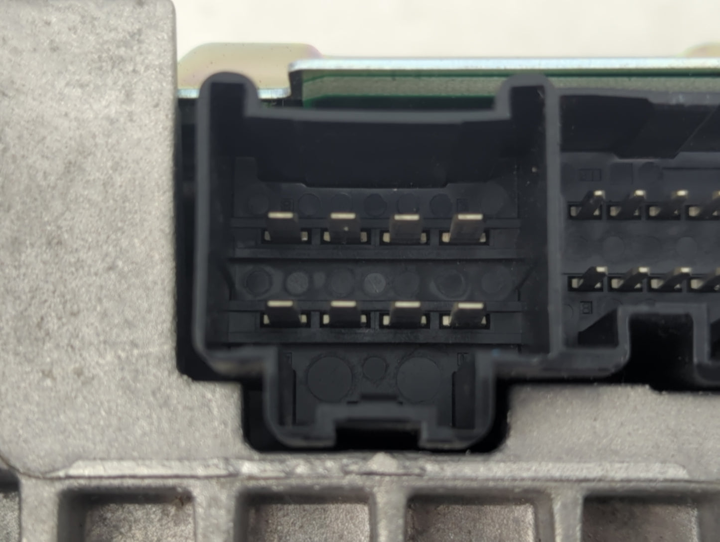 2007-2008 Mazda Cx-7 Radio AM FM Cd Player Receiver Replacement P/N:EG23 66 920A Fits Fits 2007 2008 OEM Used Auto Parts - O