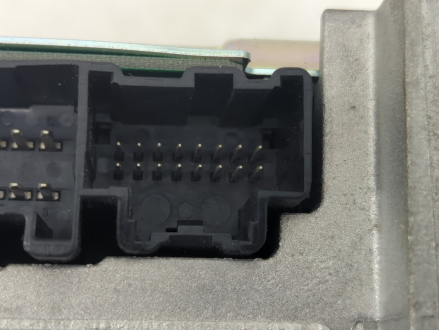 2007-2008 Mazda Cx-7 Radio AM FM Cd Player Receiver Replacement P/N:EG23 66 920A Fits Fits 2007 2008 OEM Used Auto Parts - O