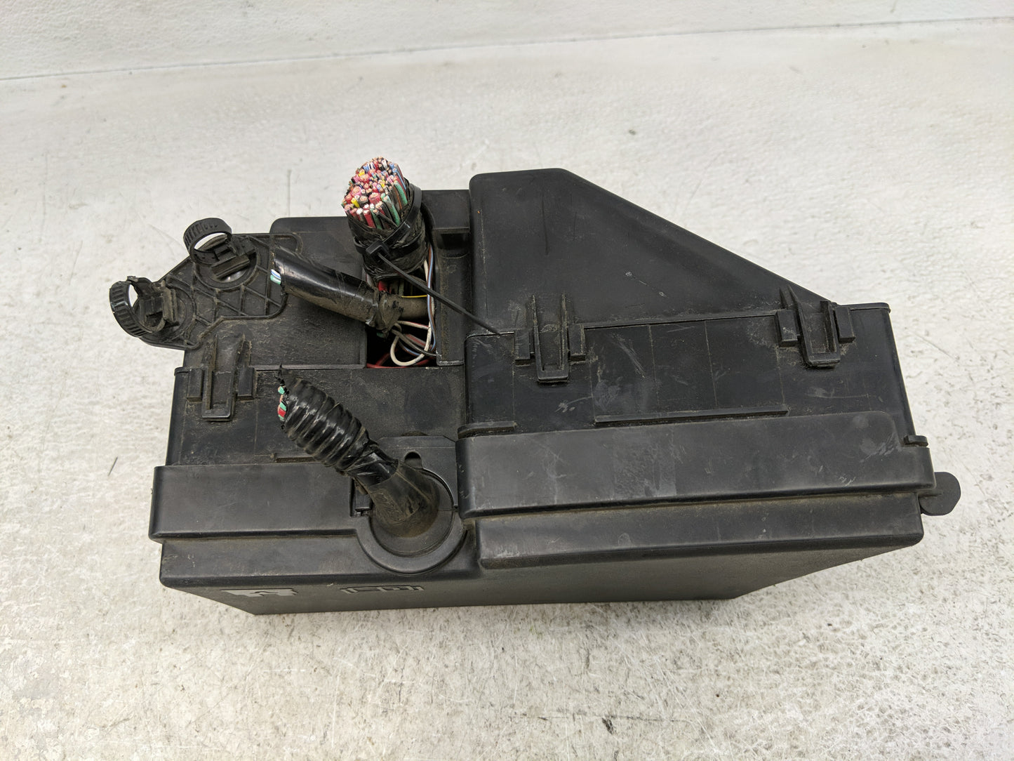 2007-2009 Mazda Cx-7 Fusebox Fuse Box Panel Relay Module P/N:EG21-66761A Fits Fits 2007 2008 2009 OEM Used Auto Parts - Oemu
