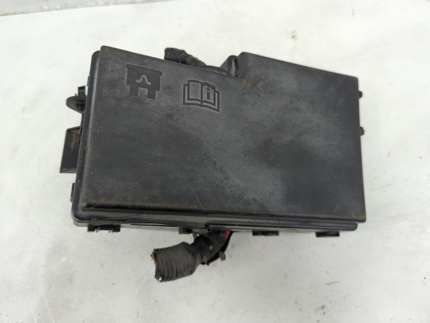 2007-2009 Mazda Cx-7 Fusebox Fuse Box Panel Relay Module Fits Fits 2007 2008 2009 OEM Used Auto Parts - Oemusedautoparts1.co
