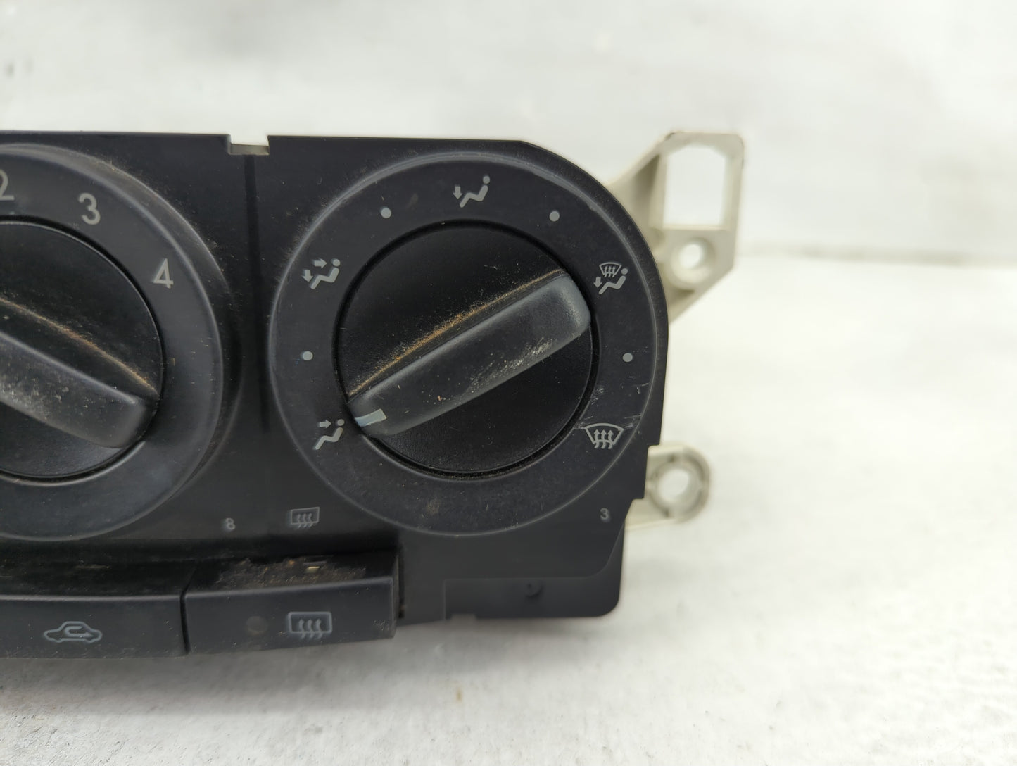 2007-2009 Mazda Cx-7 Climate Control Module Temperature AC/Heater Replacement P/N:M1900EG21E05 BEG21 Fits Fits 2007 2008 200
