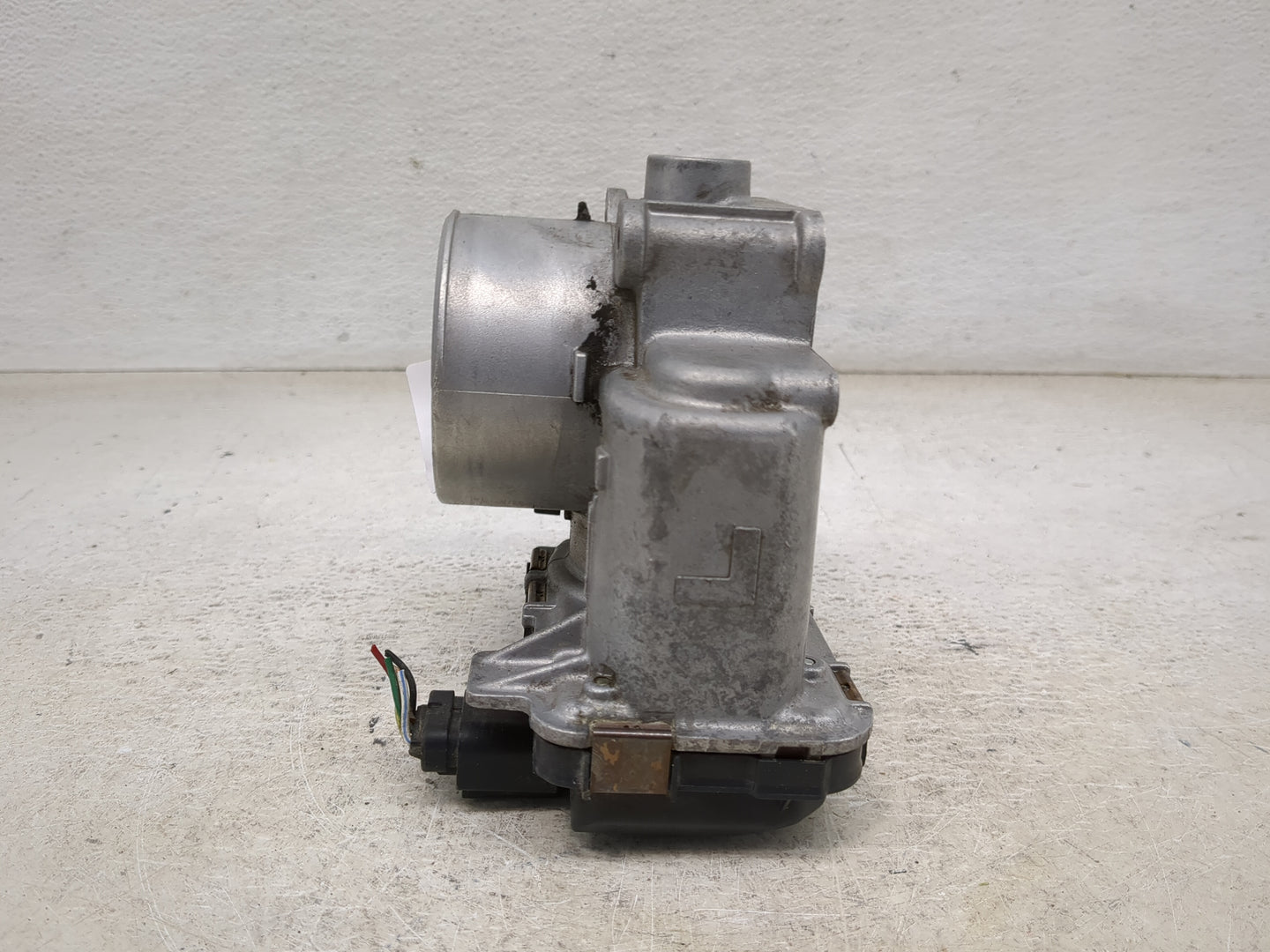 2007-2012 Mazda Cx-7 Throttle Body P/N:L35M 13 640 Fits Fits 2007 2008 2009 2010 2011 2012 2013 OEM Used Auto Parts - Oemuse