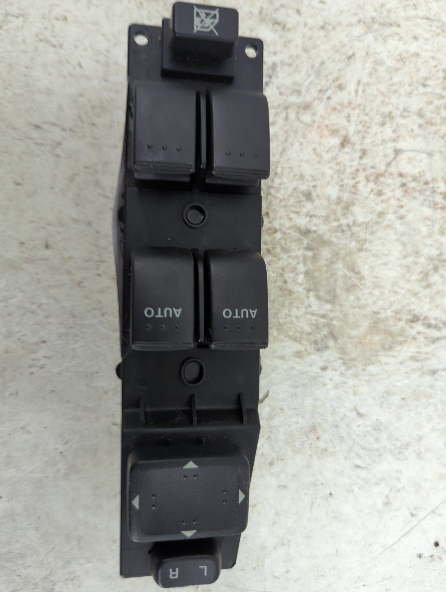 2007 Mazda Cx-7 Master Power Window Switch Replacement Driver Side Left Fits OEM Used Auto Parts - Oemusedautoparts1.com