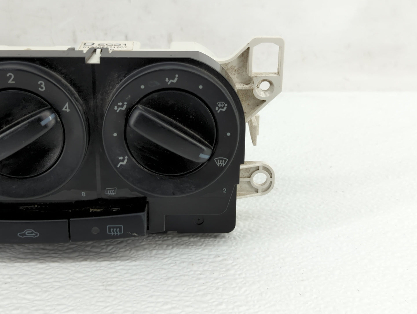 2007-2009 Mazda Cx-7 Climate Control Module Temperature AC/Heater Replacement P/N:M1900EG21G07 BEG21 Fits Fits 2007 2008 200