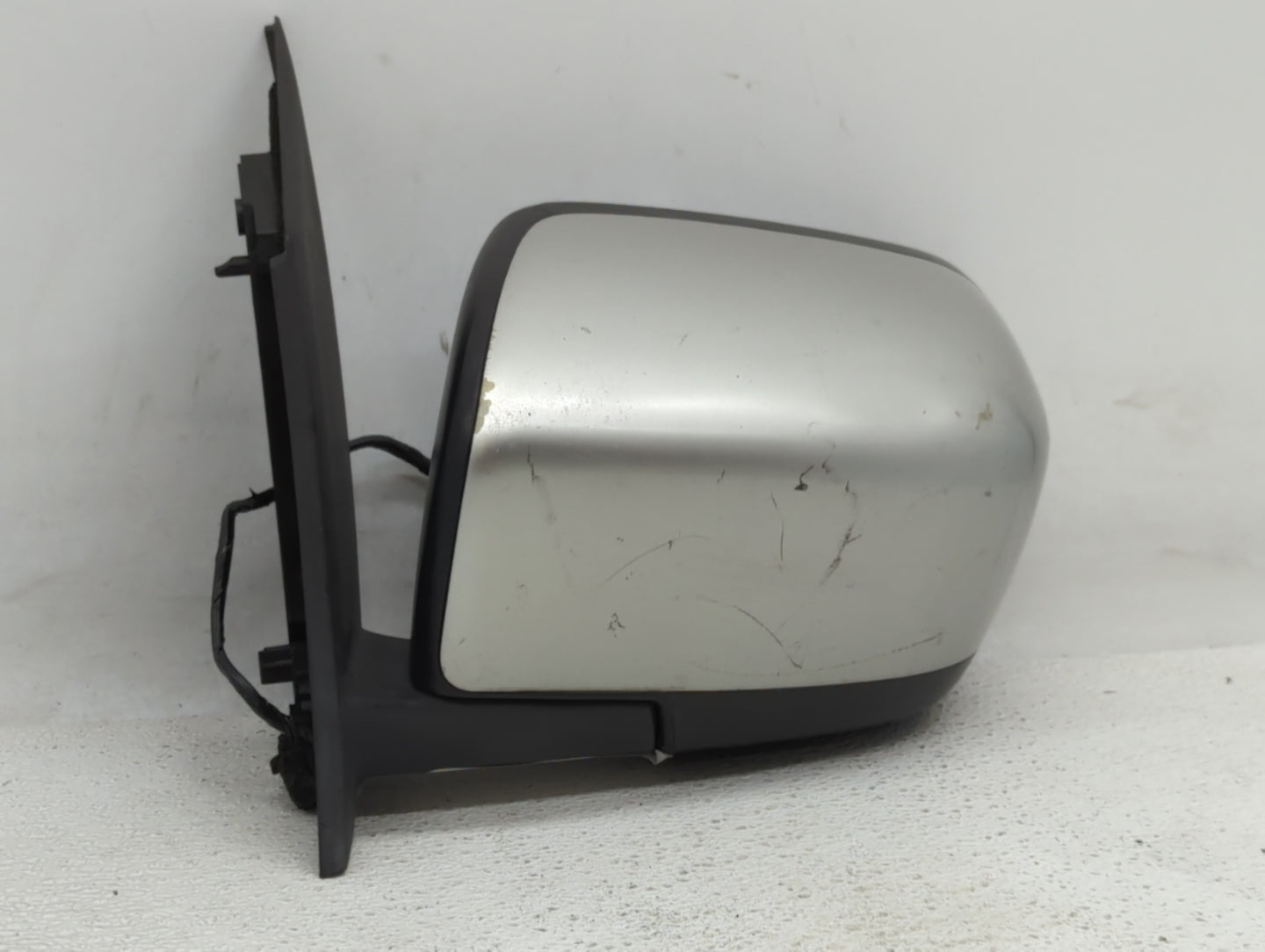 2007-2009 Mazda Cx-7 Driver Side View Mirror - Left Door Mirror OEM Used - Oemusedautoparts1.com