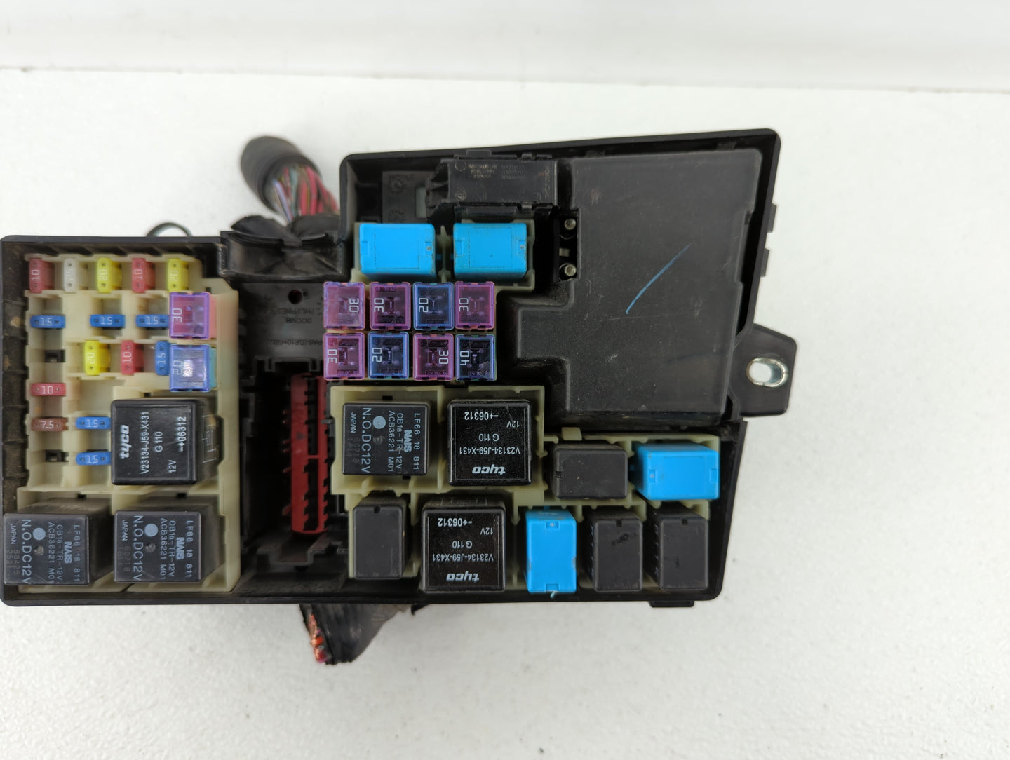 2007-2009 Mazda Cx-7 Fusebox Fuse Box Panel Relay Module P/N:518818109 EG21-66767, EG21-66761A Fits Fits 2007 2008 2009 OEM 