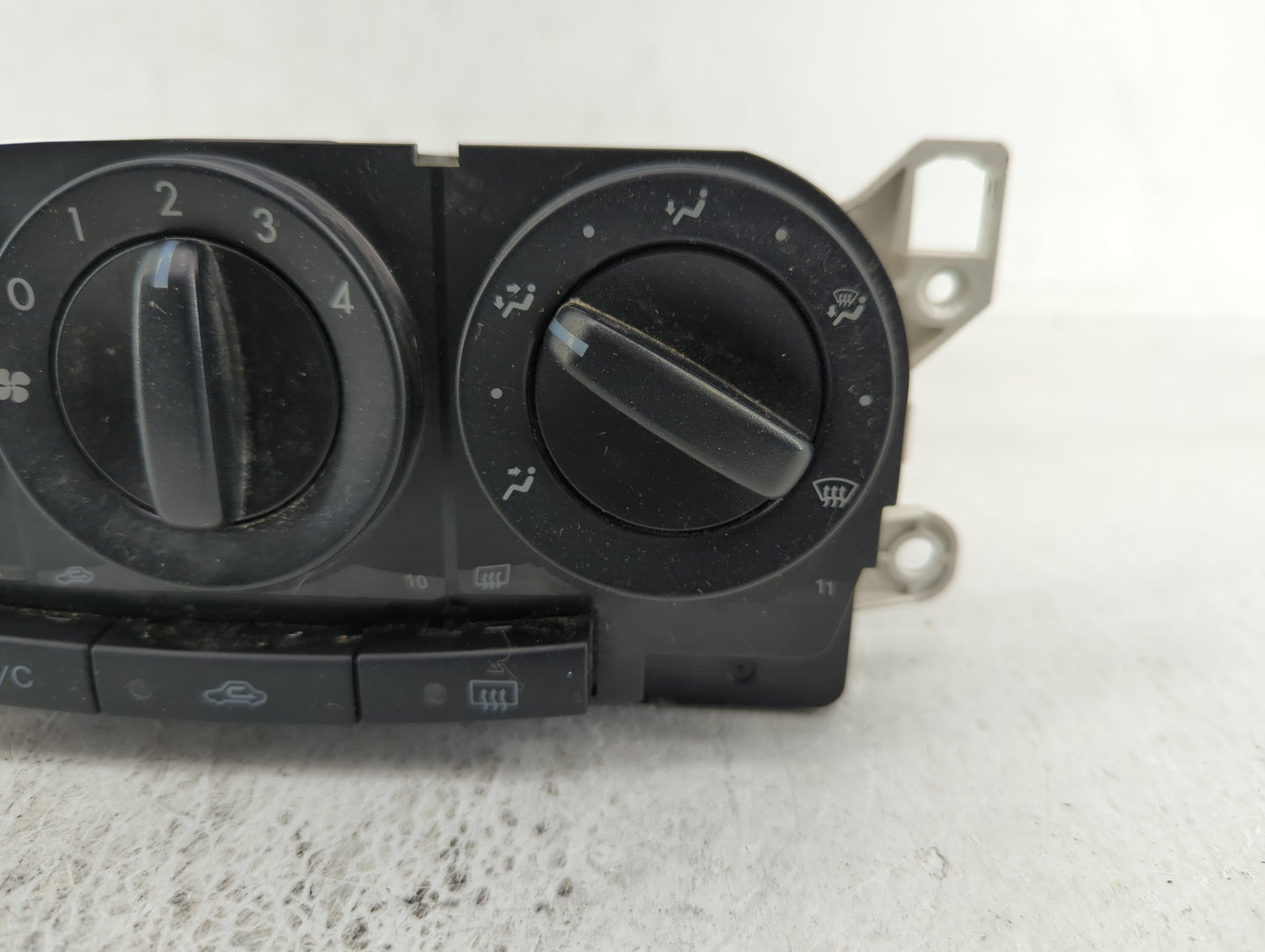 2007-2009 Mazda Cx-7 Climate Control Module Temperature AC/Heater Replacement P/N:M1900EG21G07 M1900EG21J09 Fits OEM Used Au