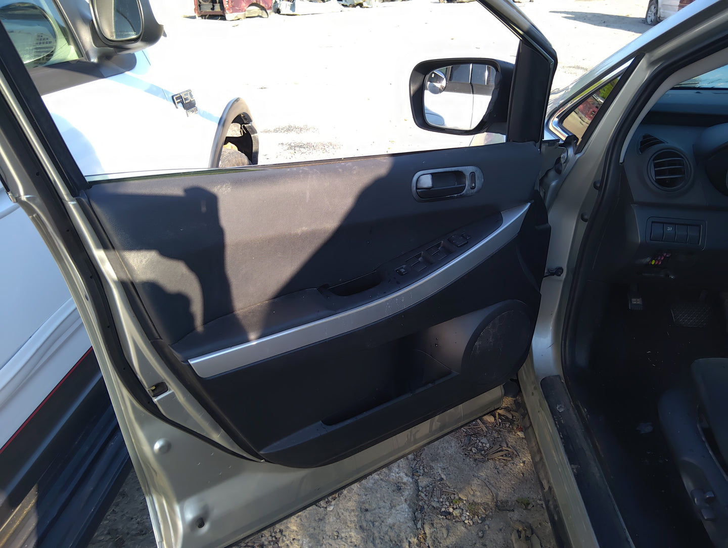 2007 Mazda Cx-7 Front Left Driver Interior Door Panel Trim - Oemusedautoparts1.com