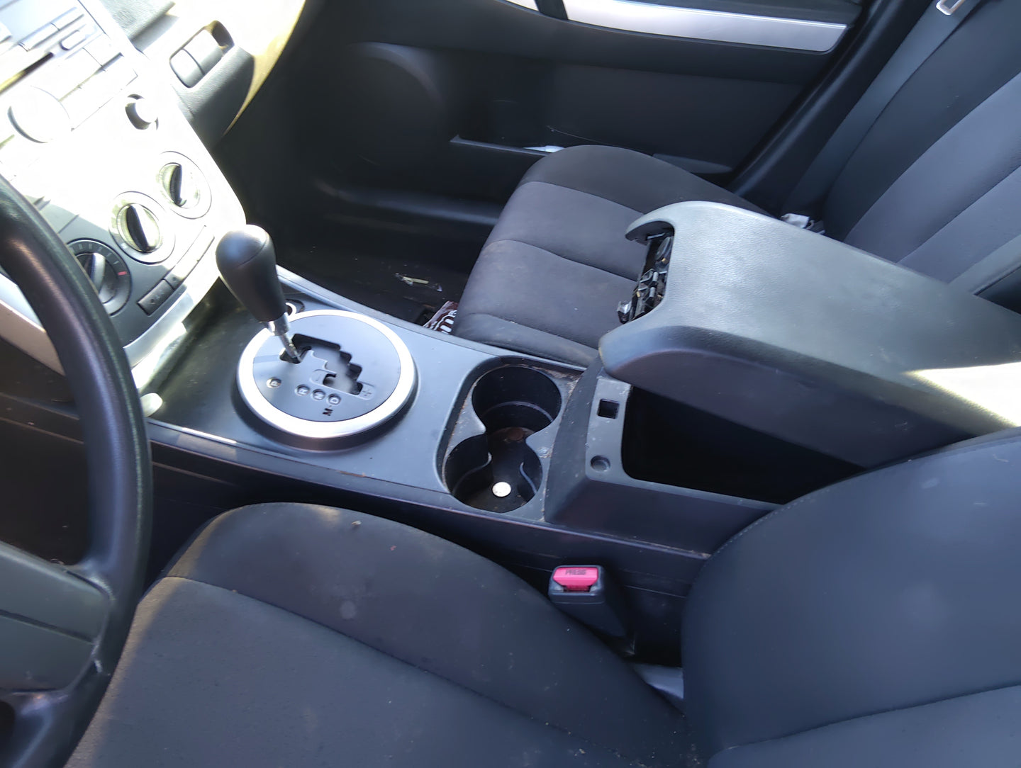 2007-2009 Mazda Cx-7 Center Floor Console Fits Fits 2007 2008 2009 OEM Used Auto Parts - Oemusedautoparts1.com