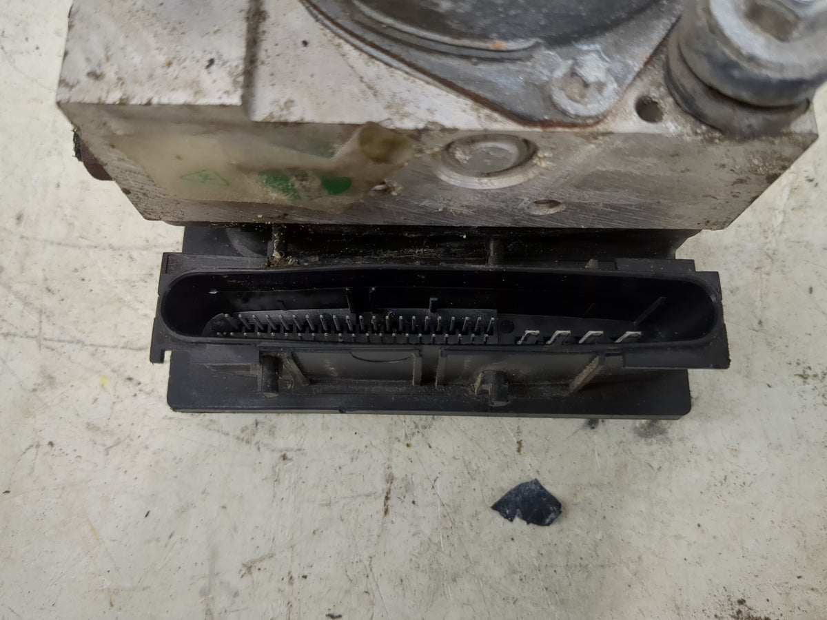 2007-2009 Mazda Cx-7 Anti-Lock Brake ABS Pump Module Actuator OEM Fits Fits 2007 2008 2009 OEM Used Auto Parts - Oemusedauto