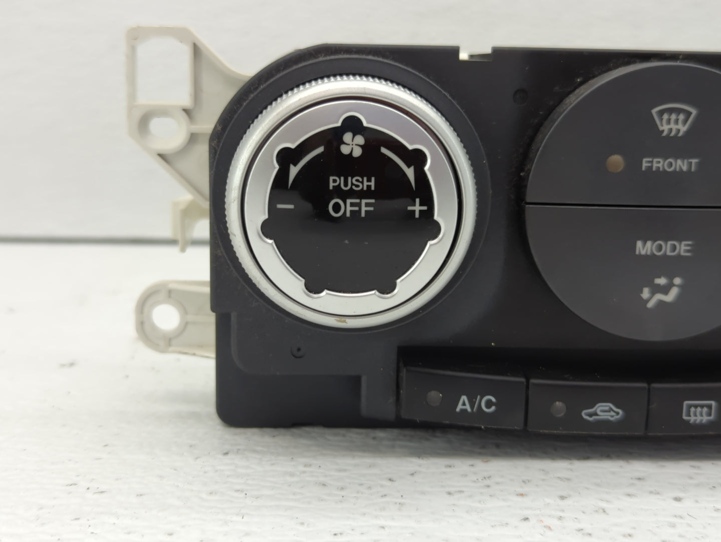 2007-2009 Mazda Cx-7 Climate Control Module Temperature AC/Heater Replacement P/N:K1900EG22 Fits Fits 2007 2008 2009 OEM Use