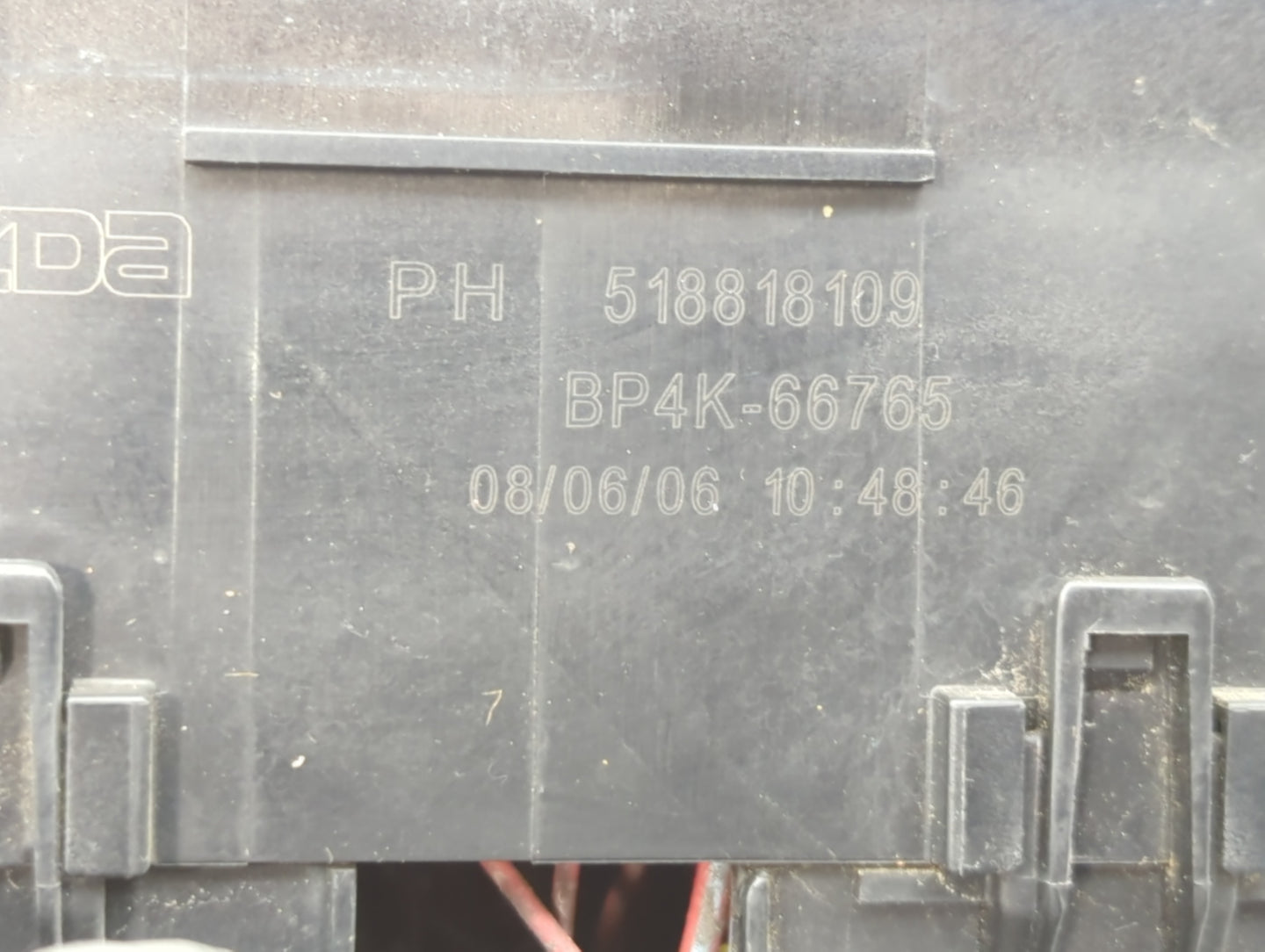 2007-2009 Mazda Cx-7 Fusebox Fuse Box Panel Relay Module P/N:BP4K-66765 518818109 Fits Fits 2007 2008 2009 OEM Used Auto Par