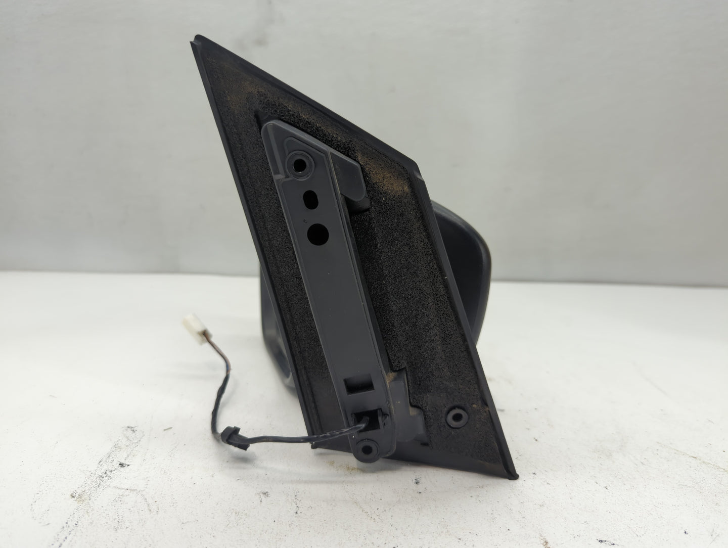 2007-2009 Mazda Cx-7 Driver Side View Mirror - Left Door Mirror OEM Used - Oemusedautoparts1.com