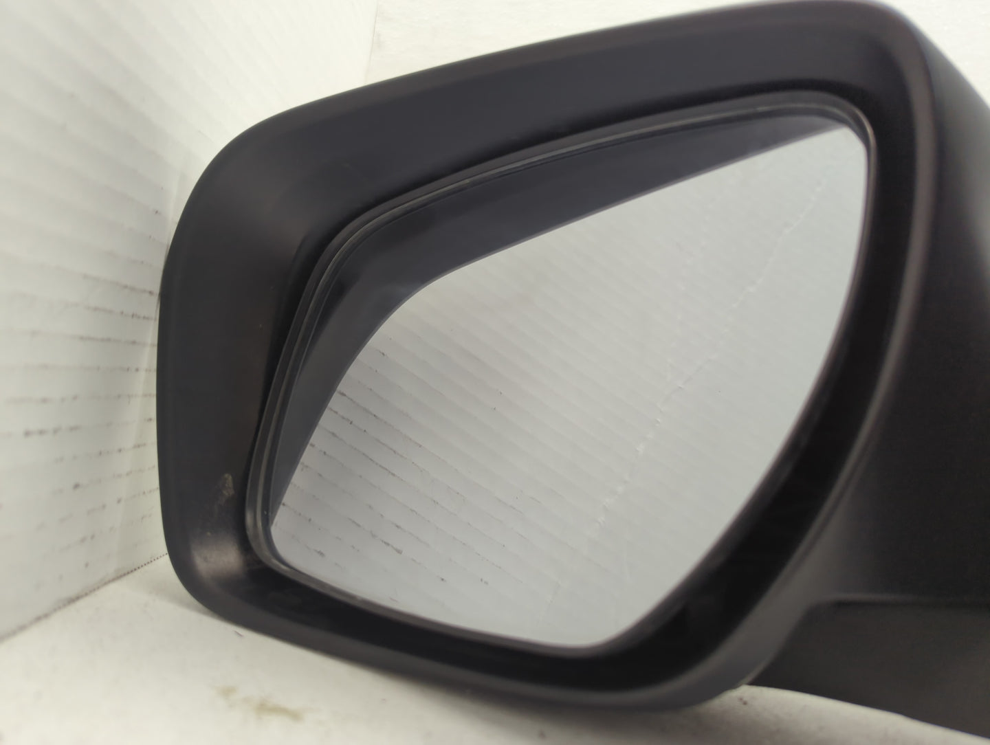 2007-2009 Mazda Cx-7 Driver Side View Mirror - Left Door Mirror OEM Used - Oemusedautoparts1.com