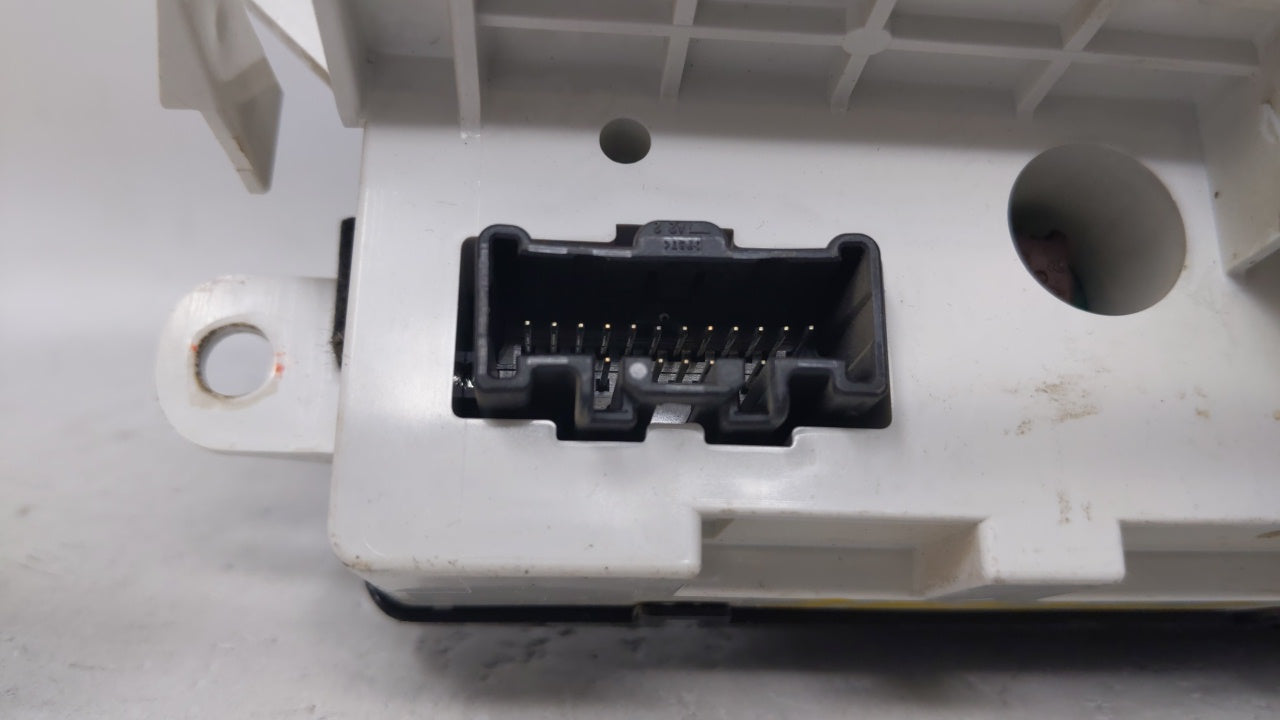 2007-2009 Mazda Cx-7 Climate Control Module Temperature AC/Heater Replacement Fits Fits 2007 2008 2009 OEM Used Auto Parts -