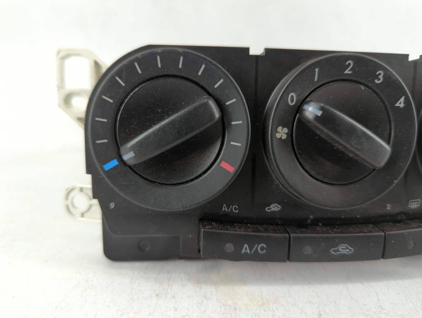 2007-2009 Mazda Cx-7 Climate Control Module Temperature AC/Heater Replacement P/N:M1900EG21E05 Fits Fits 2007 2008 2009 OEM 