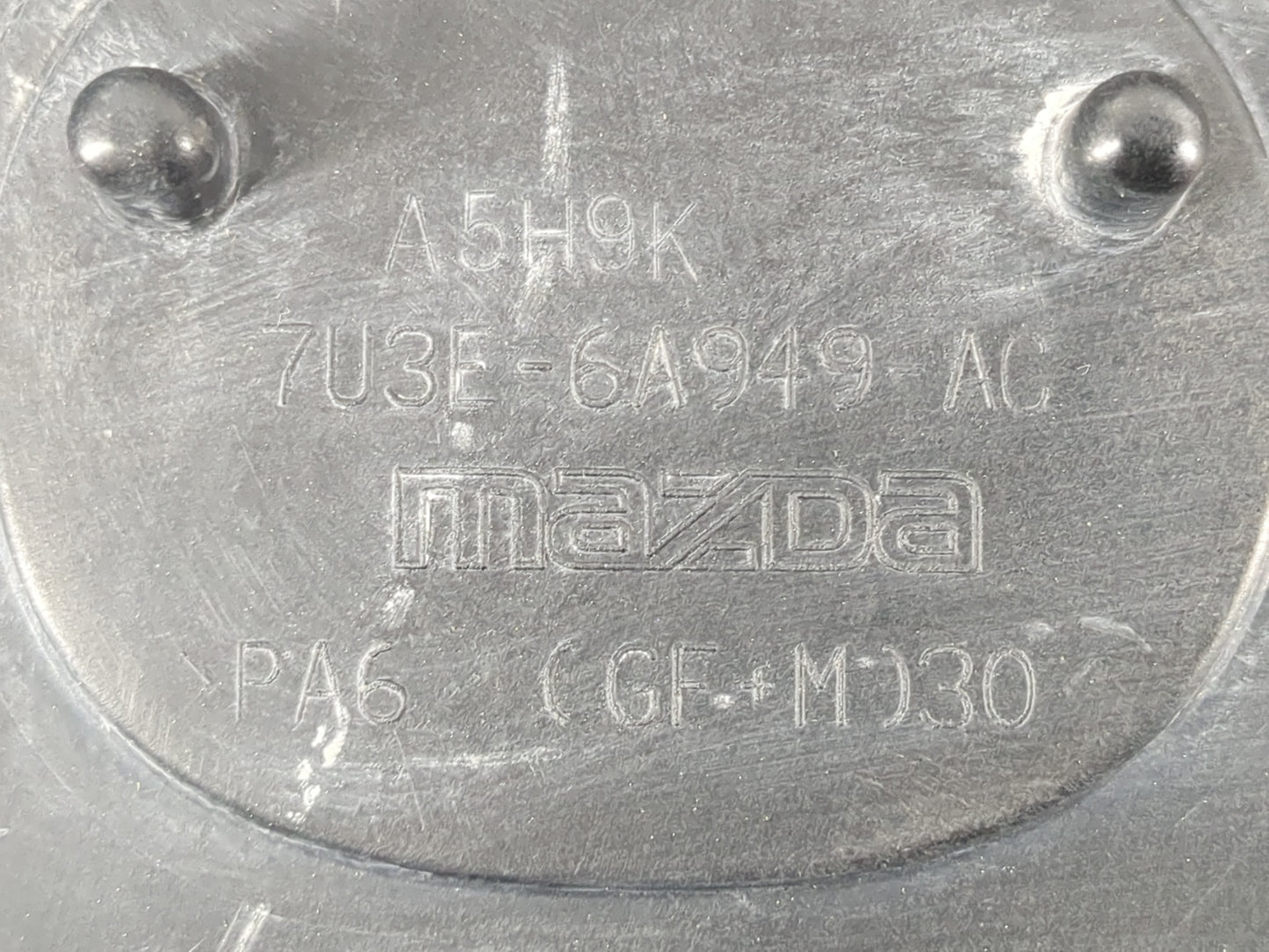 2007 Mazda Cx-9 Engine Cover - Oemusedautoparts1.com