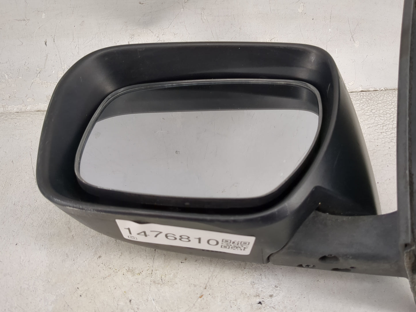 2007 Mazda Cx7 Driver Side View Mirror - Left Door Mirror OEM Used - Oemusedautoparts1.com