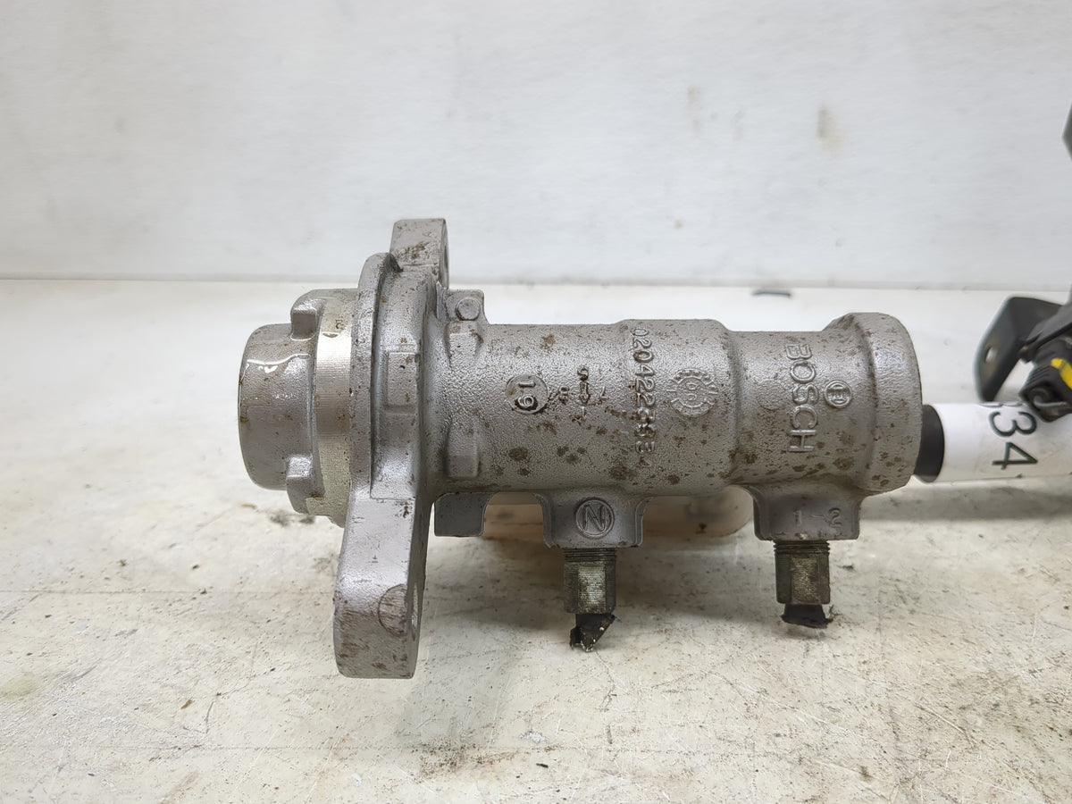 Mazda Cx7 Brake Master Cylinder - Oemusedautoparts1.com