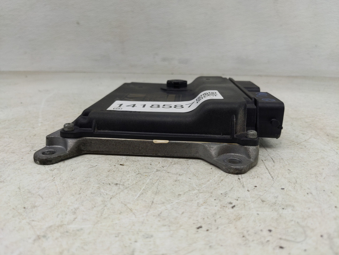 2007 Mazda Mazda3 PCM Engine Control Computer ECU ECM PCU OEM P/N:L34R 18 881B, 279700-4821 Fits Fits 2008 2009 OEM Used Aut
