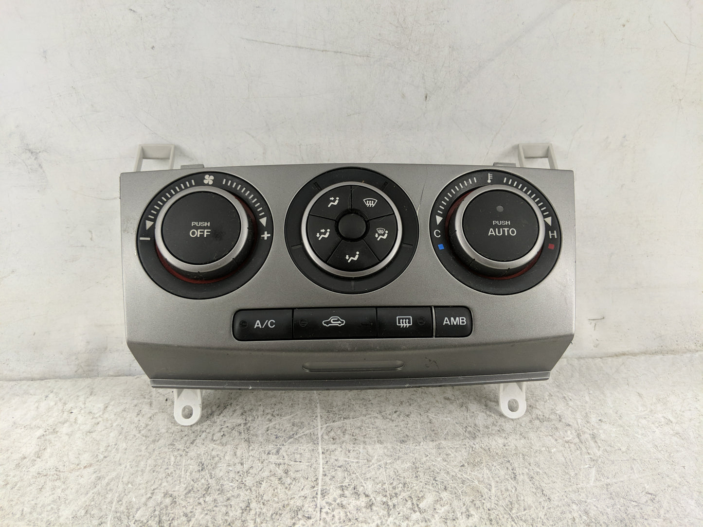 2007 Mazda Mazda3 Climate Control Module Temperature AC/Heater Replacement P/N:K1900BAP2 A02 Fits OEM Used Auto Parts - Oemu