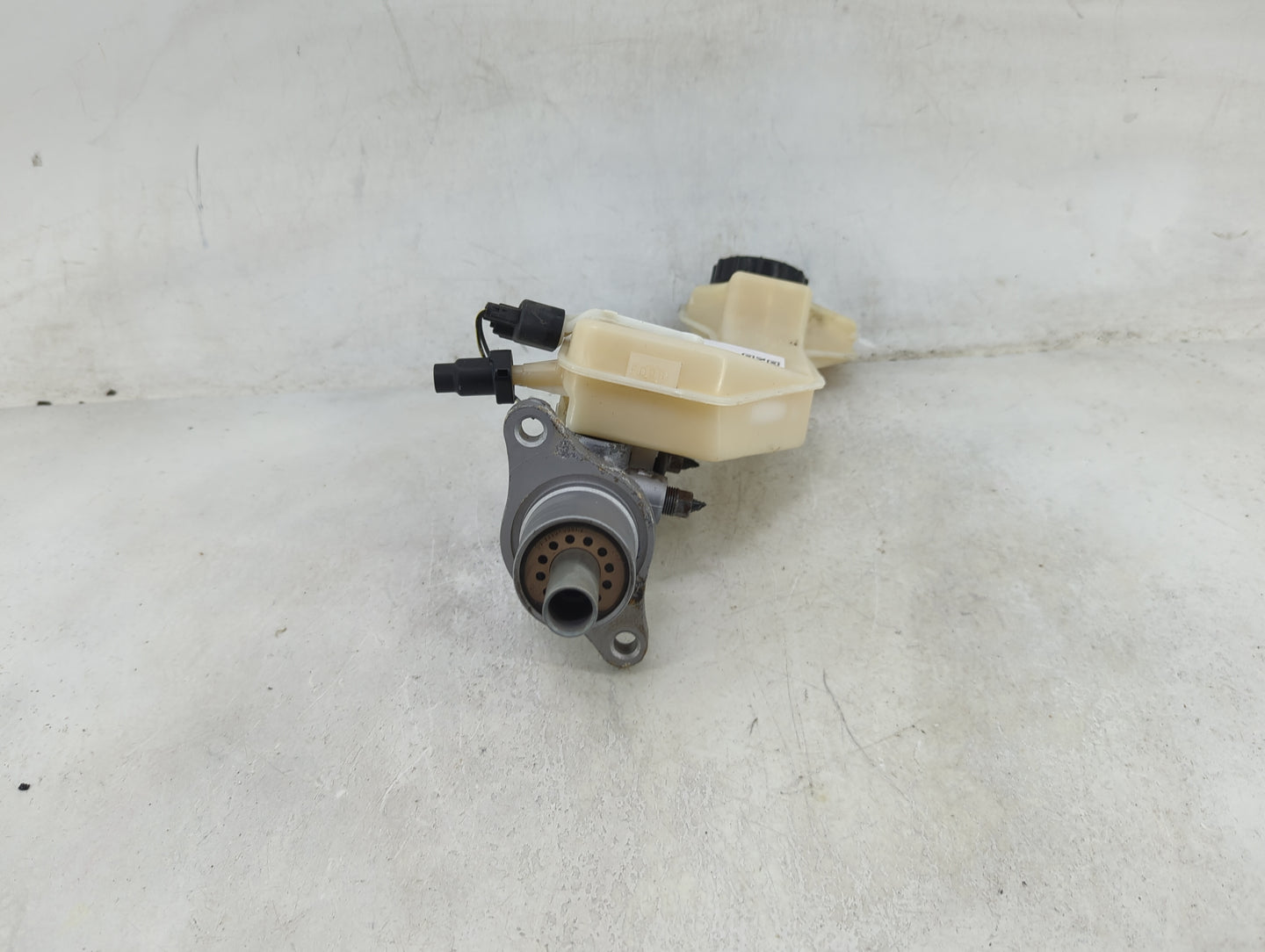 Mazda Mazda3 Brake Master Cylinder - Oemusedautoparts1.com