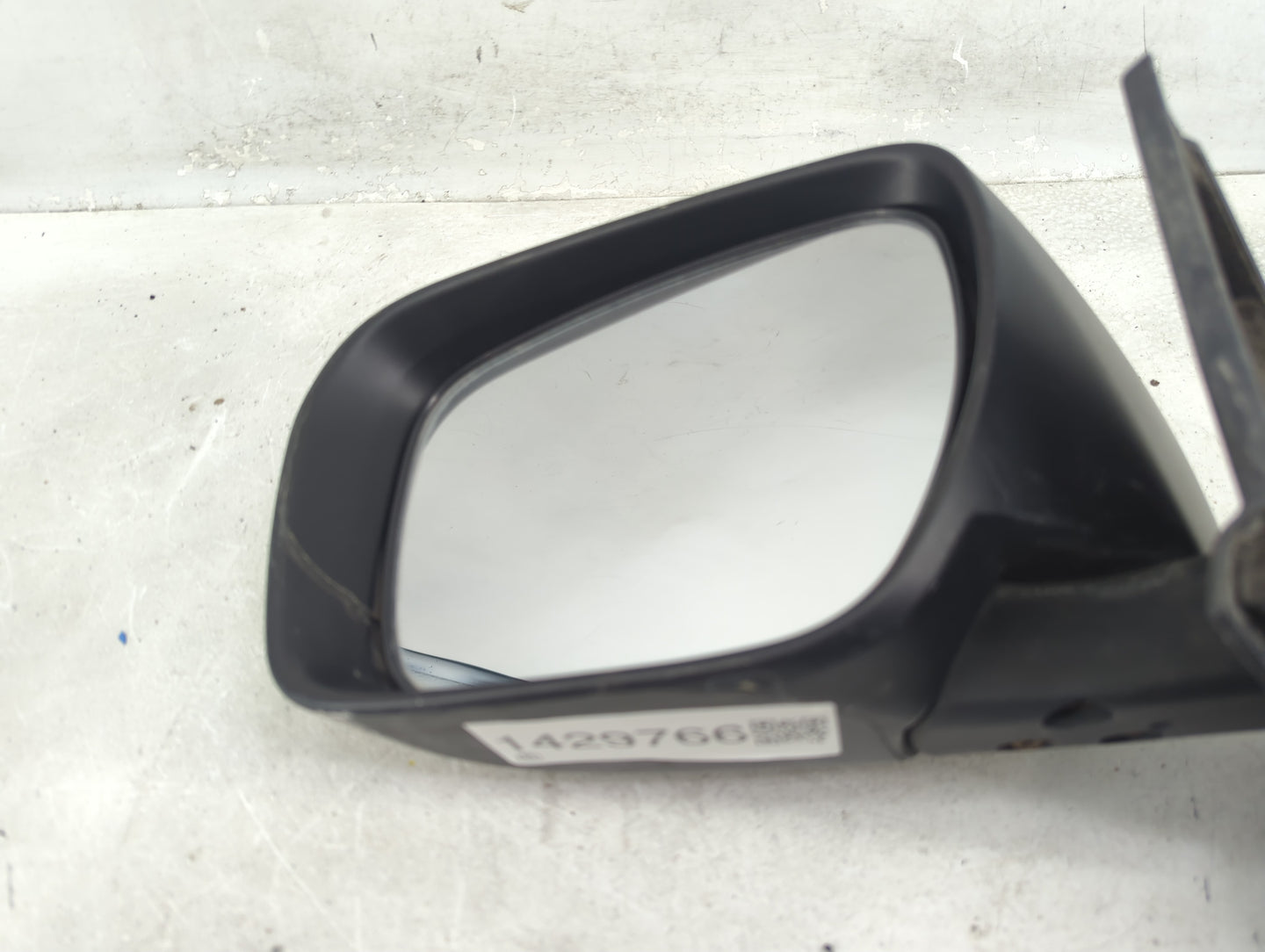 2007 Mazda Mazda5 Driver Side View Mirror - Left Door Mirror OEM Used - Oemusedautoparts1.com