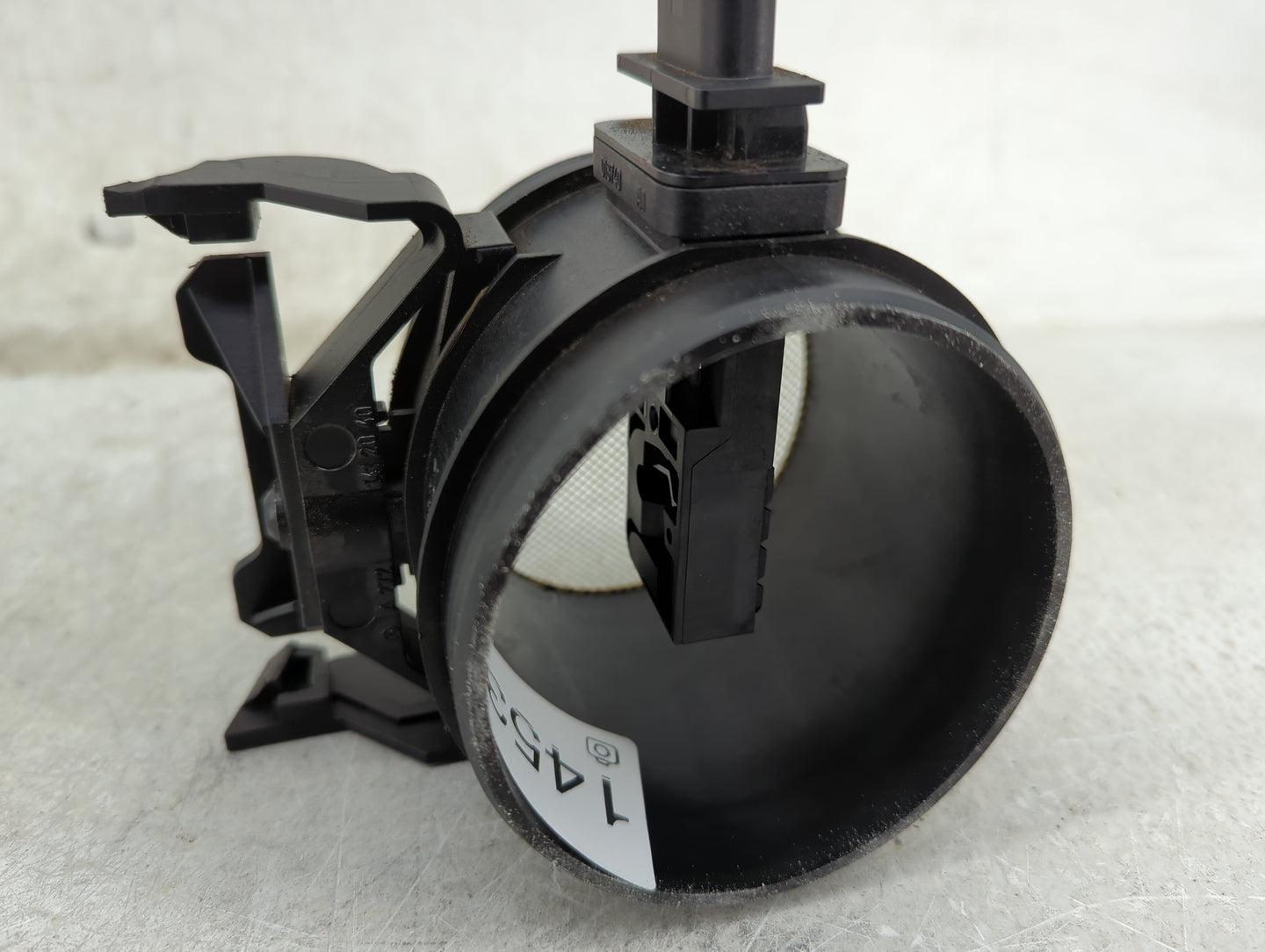 Mercedes-benz C-class Mass Air Flow Meter Maf - Oemusedautoparts1.com