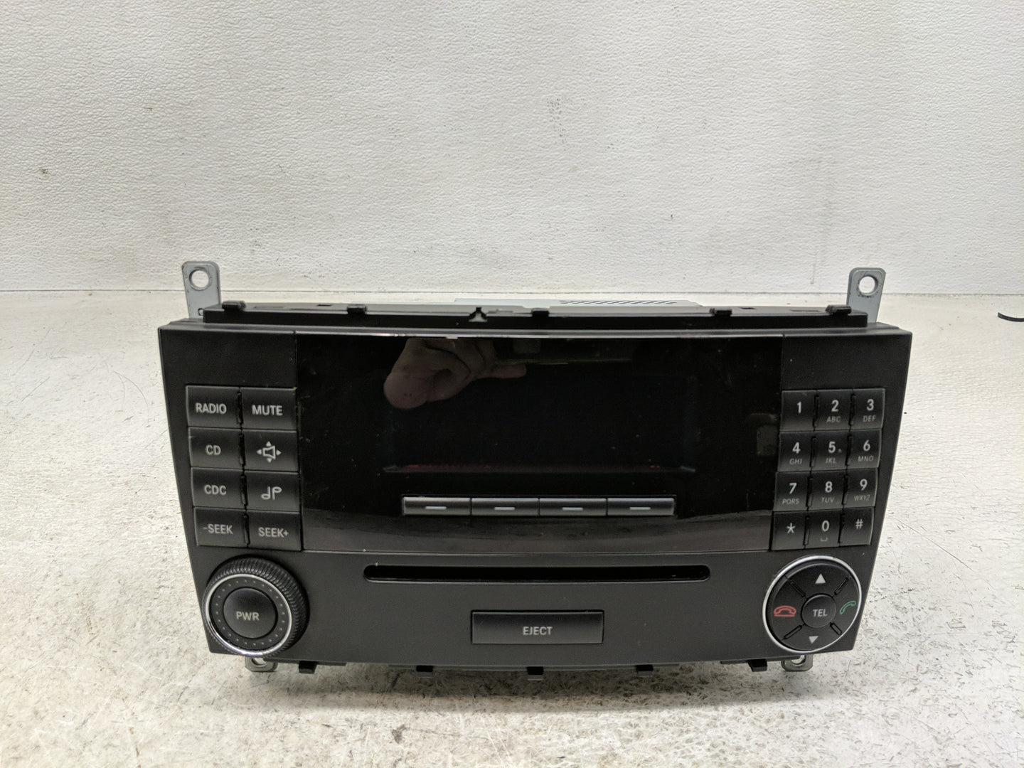 2007 Mercedes-Benz C230 Radio AM FM Cd Player Receiver Replacement P/N:A 203 870 73 89 80 Fits OEM Used Auto Parts - Oemused