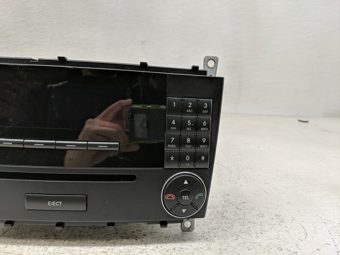 2007 Mercedes-Benz C230 Radio AM FM Cd Player Receiver Replacement P/N:A 203 870 73 89 80 Fits OEM Used Auto Parts - Oemused