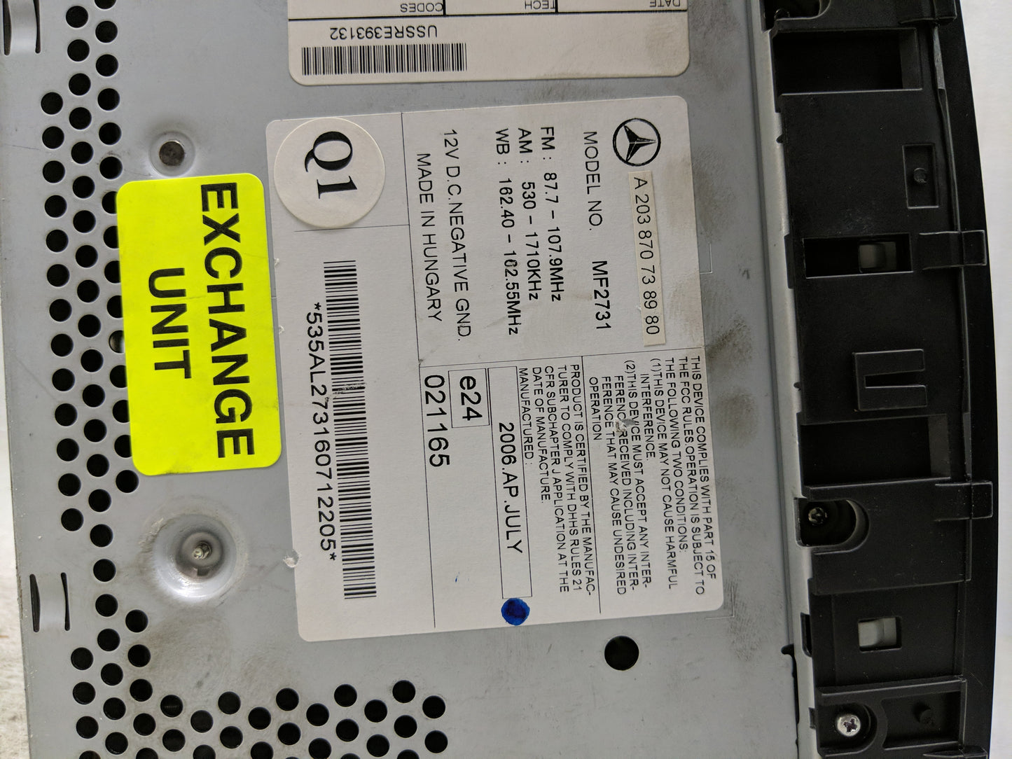 2007 Mercedes-Benz C230 Radio AM FM Cd Player Receiver Replacement P/N:A 203 870 73 89 80 Fits OEM Used Auto Parts - Oemused