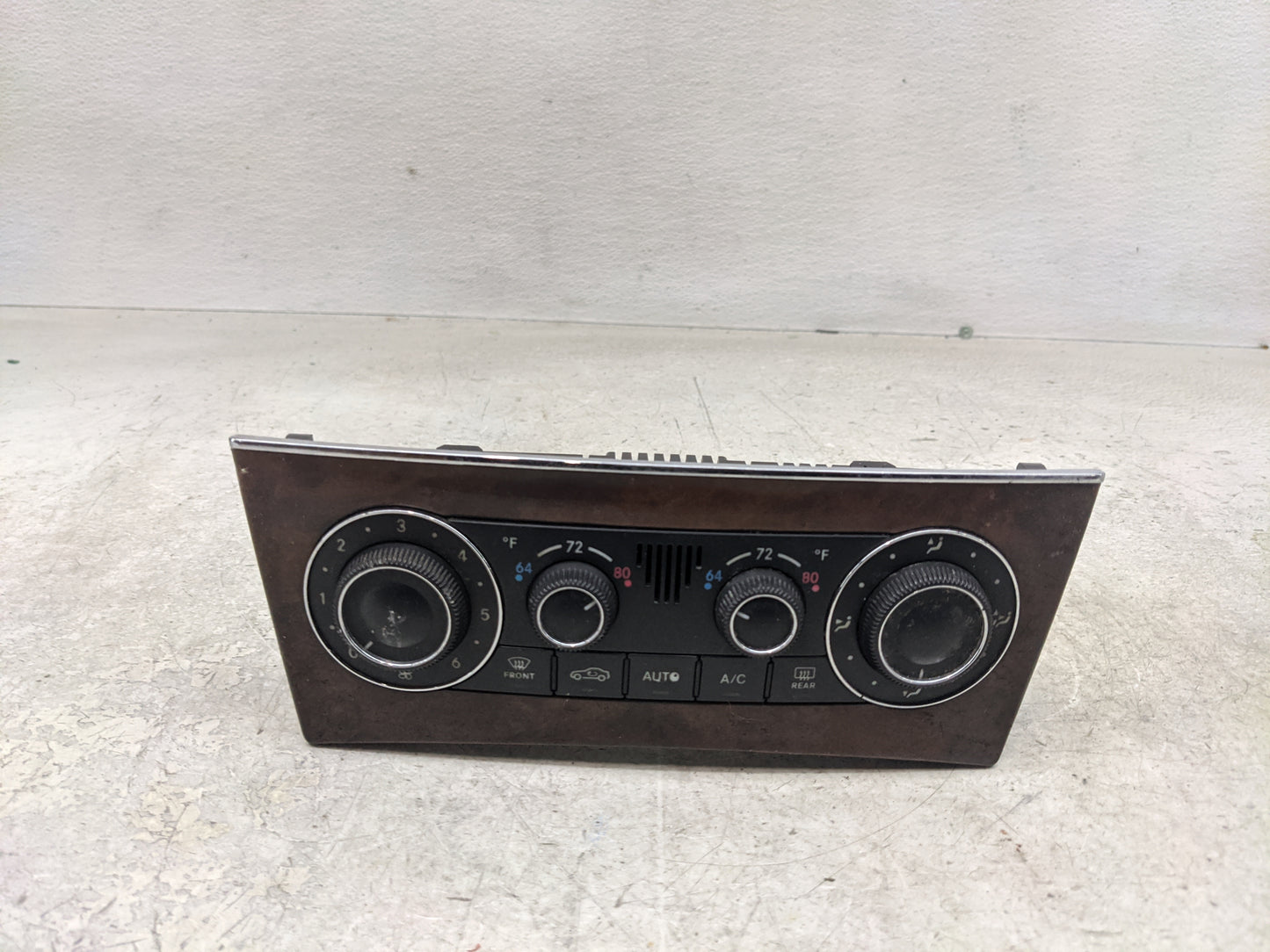2006-2007 Mercedes-Benz C230 Climate Control Module Temperature AC/Heater Replacement P/N:A 203 830 42 85 Fits Fits 2006 200