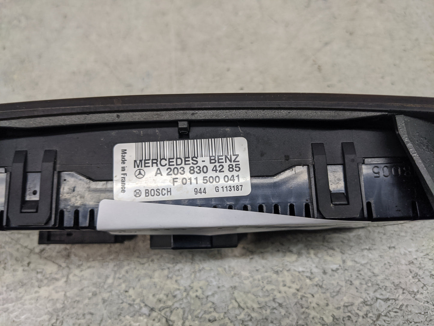 2006-2007 Mercedes-Benz C230 Climate Control Module Temperature AC/Heater Replacement P/N:A 203 830 42 85 Fits Fits 2006 200