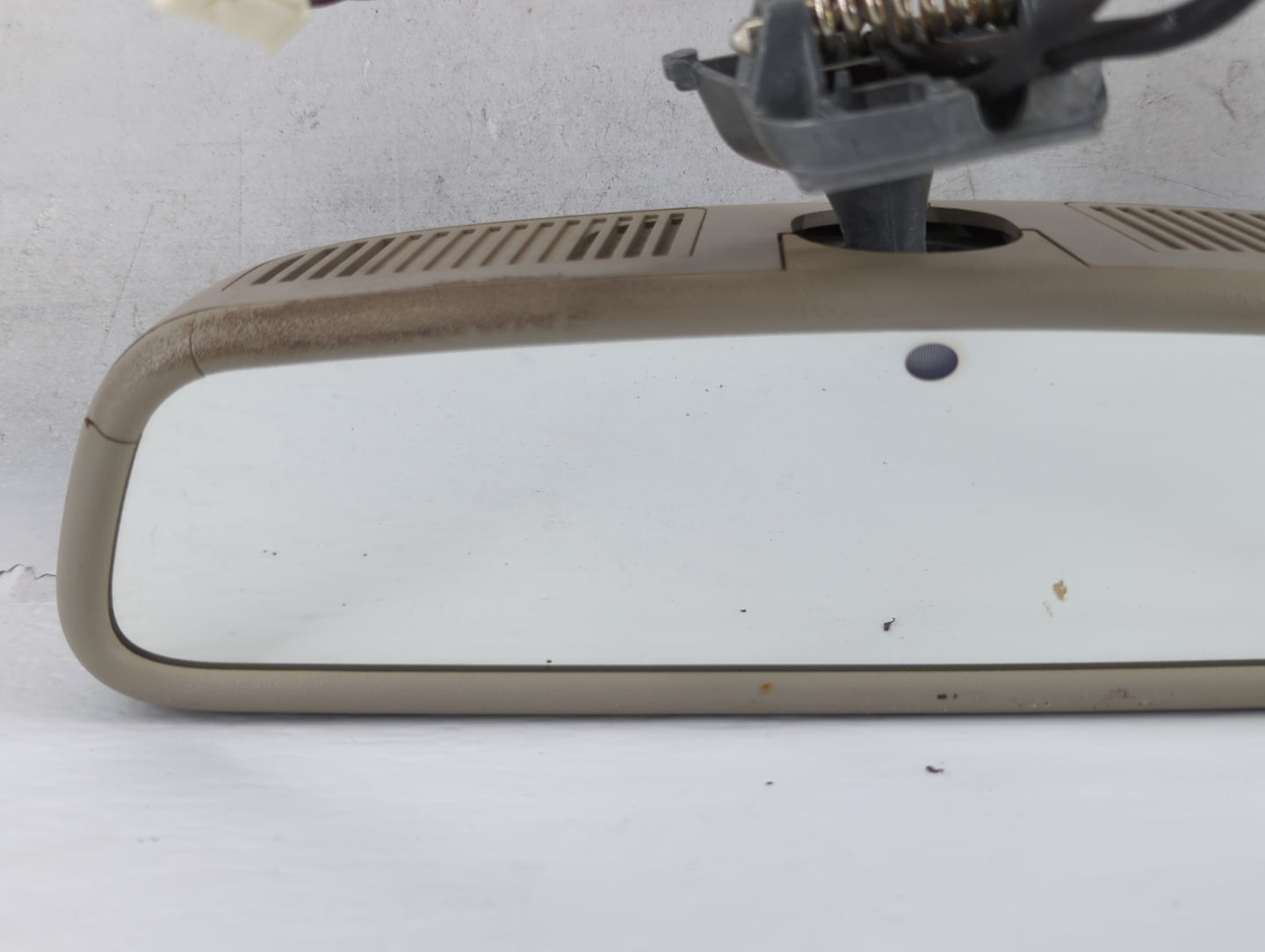 2007 Mercedes-Benz C230 Interior Rear View Mirror Replacement OEM P/N:E1010485 010485 Fits OEM Used Auto Parts - Oemusedauto