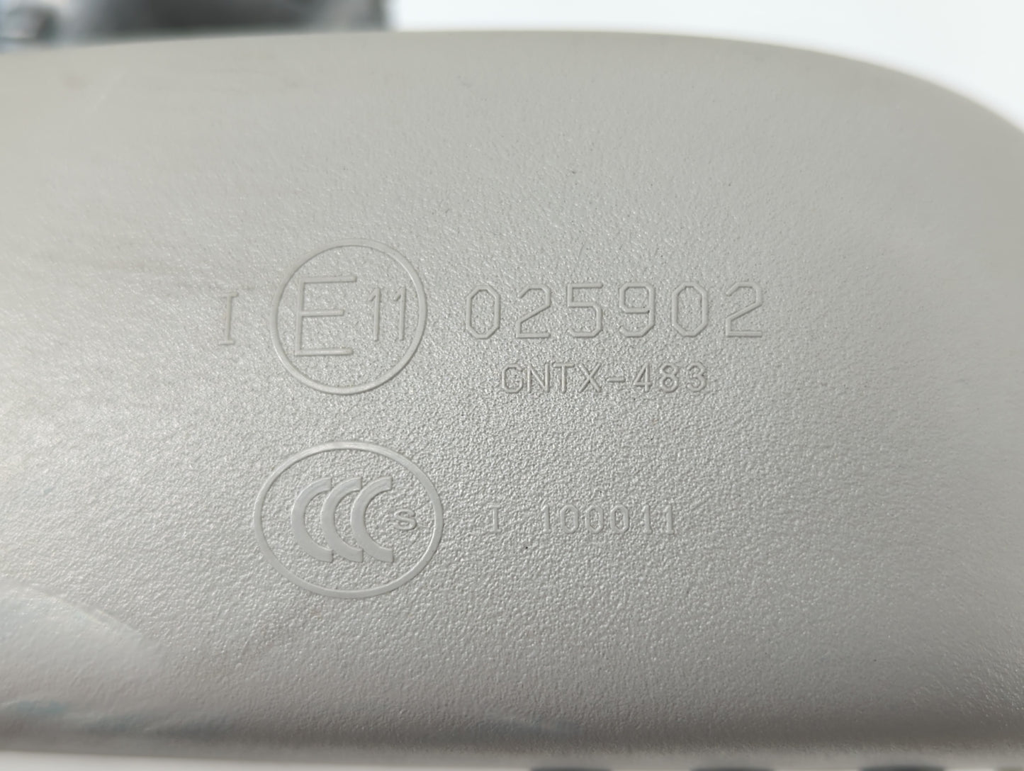 2007 Mercedes-Benz C230 Interior Rear View Mirror Replacement OEM P/N:E1010485 010485 Fits OEM Used Auto Parts - Oemusedauto