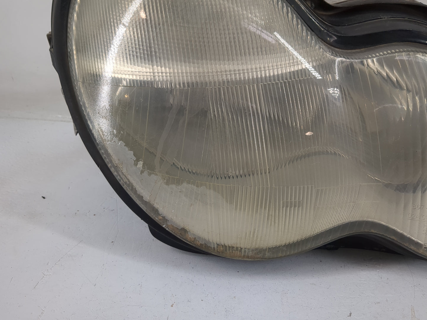 2006 Mercedes-benz C280 Passenger Right Oem Head Light Headlight Lamp - Oemusedautoparts1.com