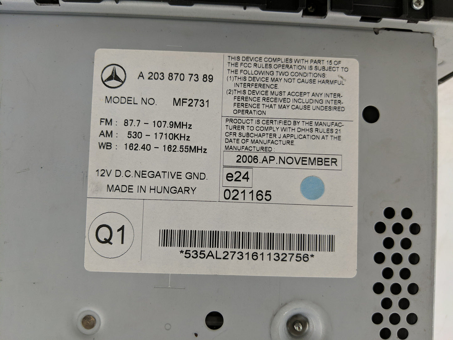 2007 Mercedes-Benz C280 Radio AM FM Cd Player Receiver Replacement P/N:A 203 870 73 89 Fits OEM Used Auto Parts - Oemusedaut