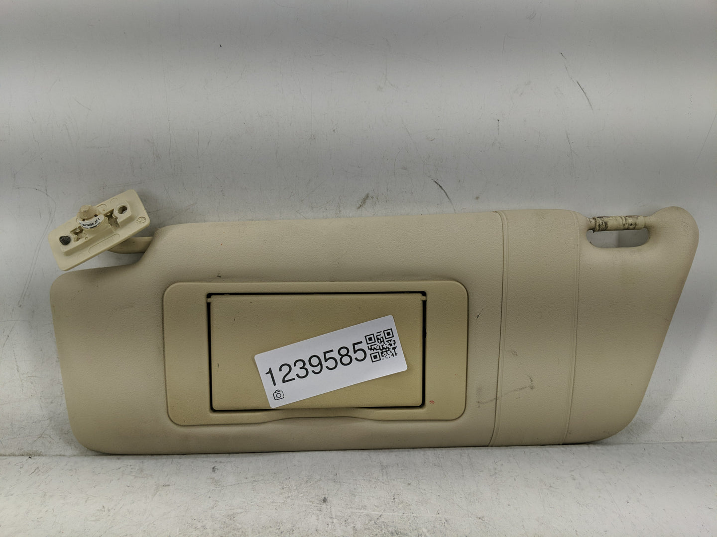 2006-2007 Mercedes-Benz C280 Sun Visor Shade Replacement Driver Left Mirror Fits Fits 2001 2002 2003 2004 2005 2006 2007 OEM
