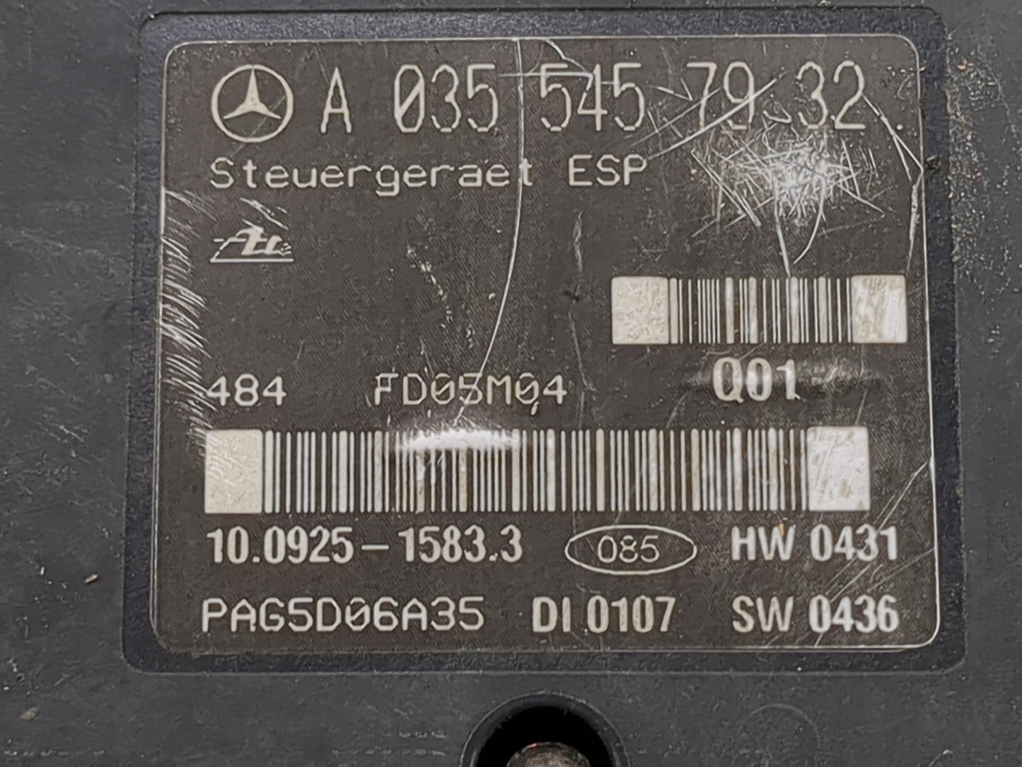 2006-2007 Mercedes-Benz C280 ABS Pump Control Module Replacement P/N:A 035 545 79 32 A 009 431 27 12 Fits OEM Used Auto Part