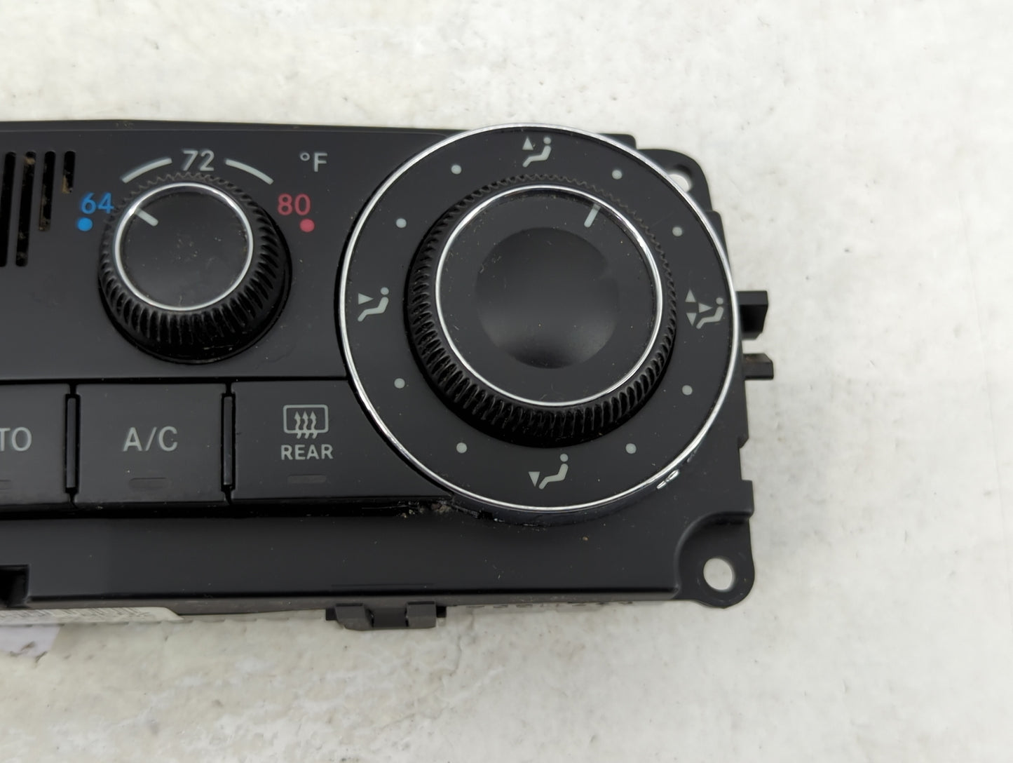 2006-2007 Mercedes-Benz C280 Climate Control Module Temperature AC/Heater Replacement P/N:A 203 830 42 85 Fits Fits 2006 200
